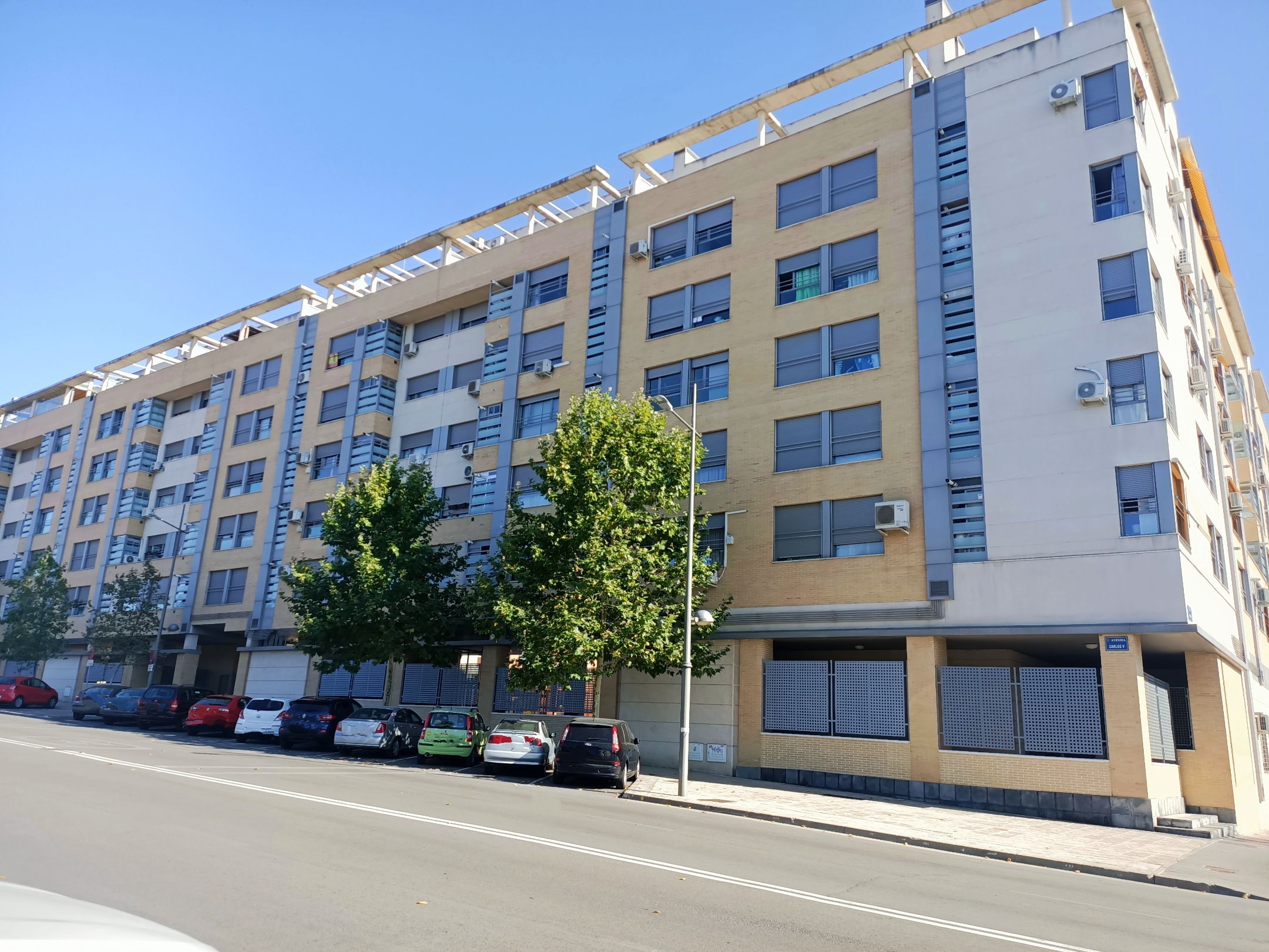 VIVIENDA EN CARLOS V MOSTOLES: INMUEBLES TOP de Arroyo House VIVIENDA EN CARLOS V MOSTOLES: INMUEBLES TOP de Arroyo House