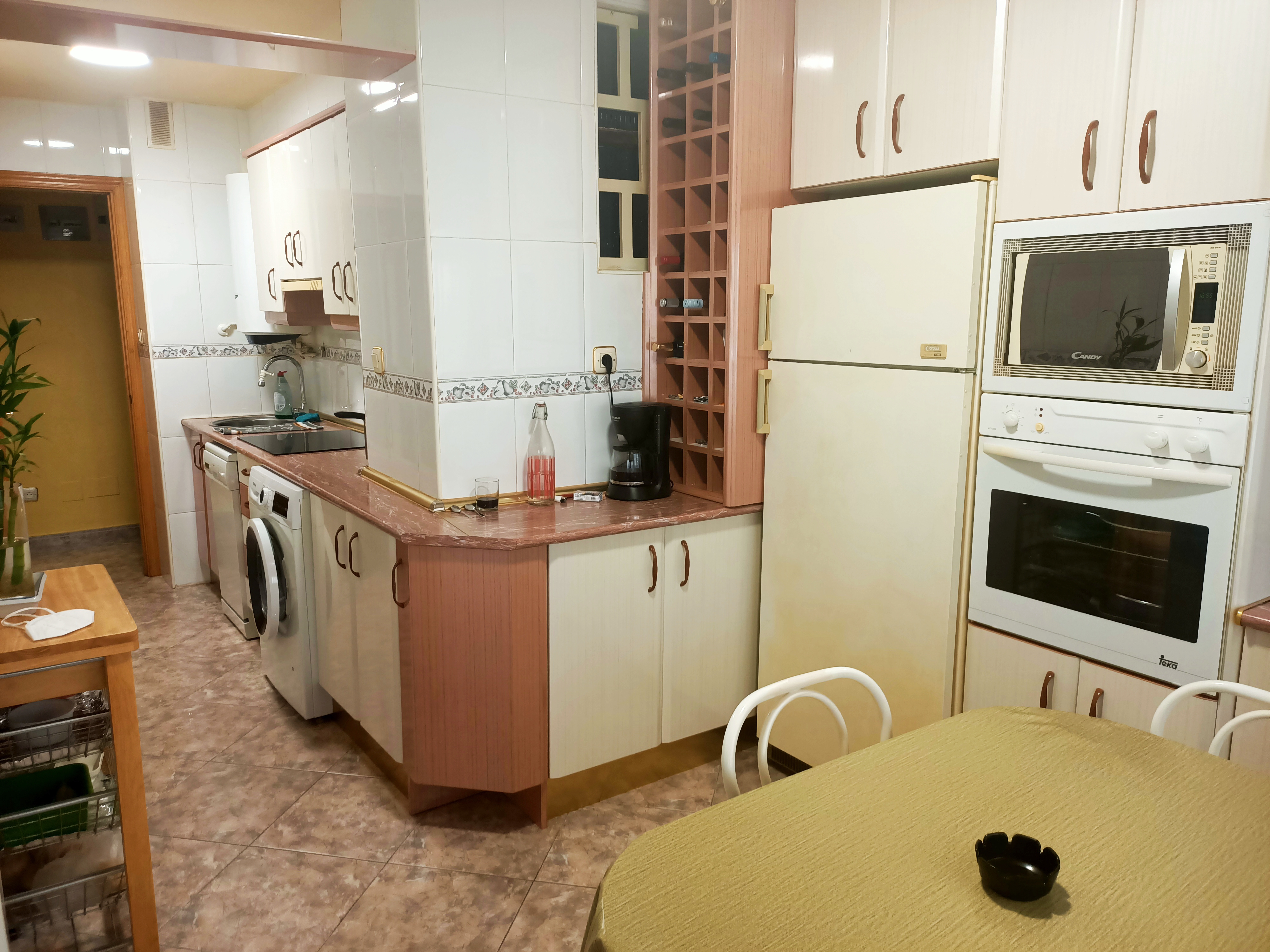 VIVIENDA EN FUENLABRADA: INMUEBLES TOP de Arroyo House VIVIENDA EN FUENLABRADA: INMUEBLES TOP de Arroyo House