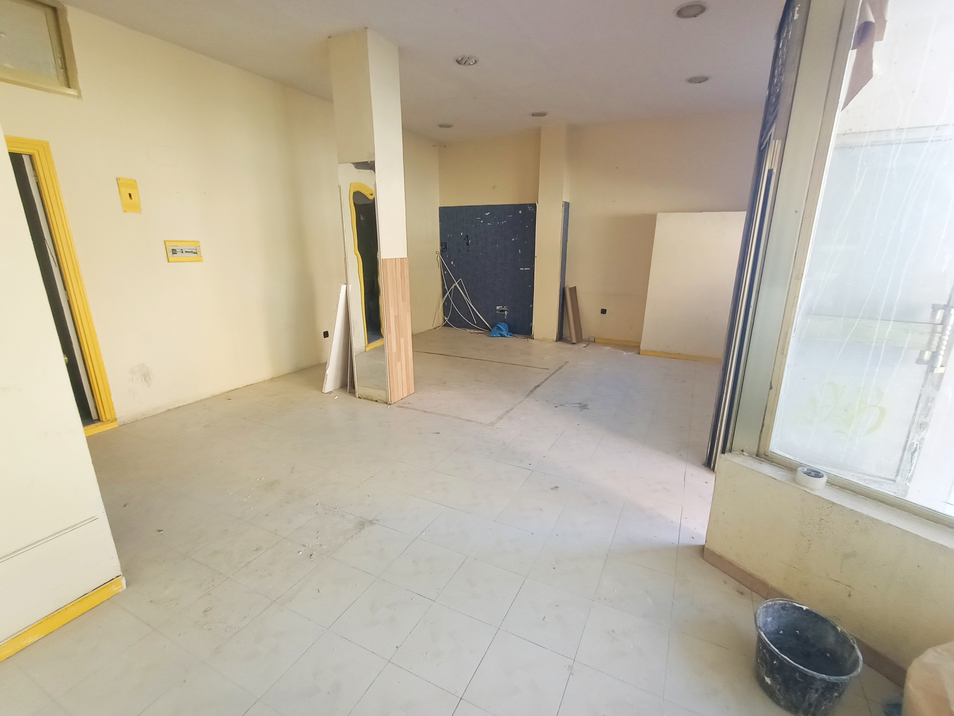 LOCAL EN ALQUILER EN MOSTOLES: INMUEBLES TOP de Arroyo House LOCAL EN ALQUILER EN MOSTOLES: INMUEBLES TOP de Arroyo House