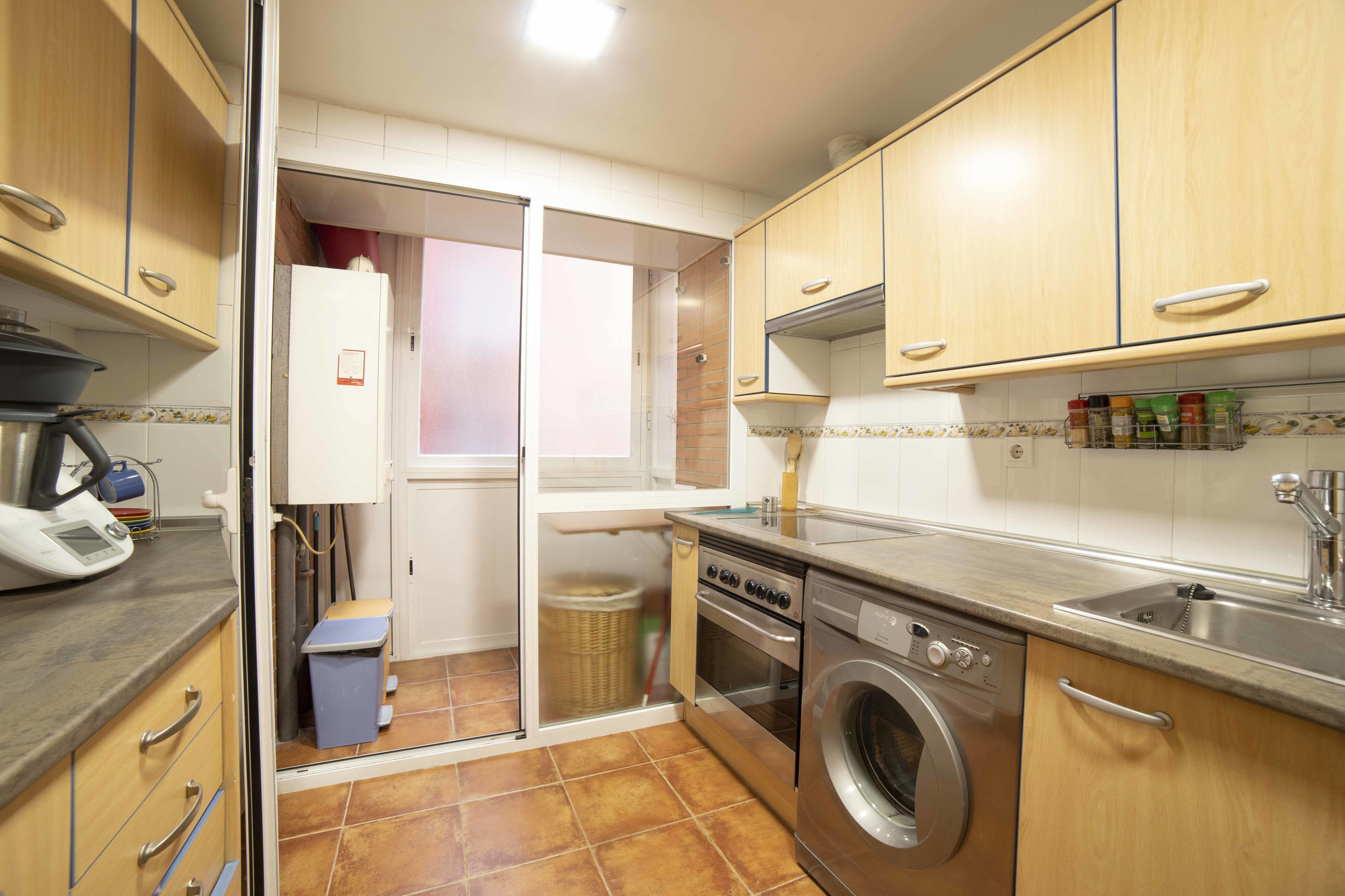 PISO 2 DORMITORIOS EN MOSTOLES: INMUEBLES TOP de Arroyo House PISO 2 DORMITORIOS EN MOSTOLES: INMUEBLES TOP de Arroyo House