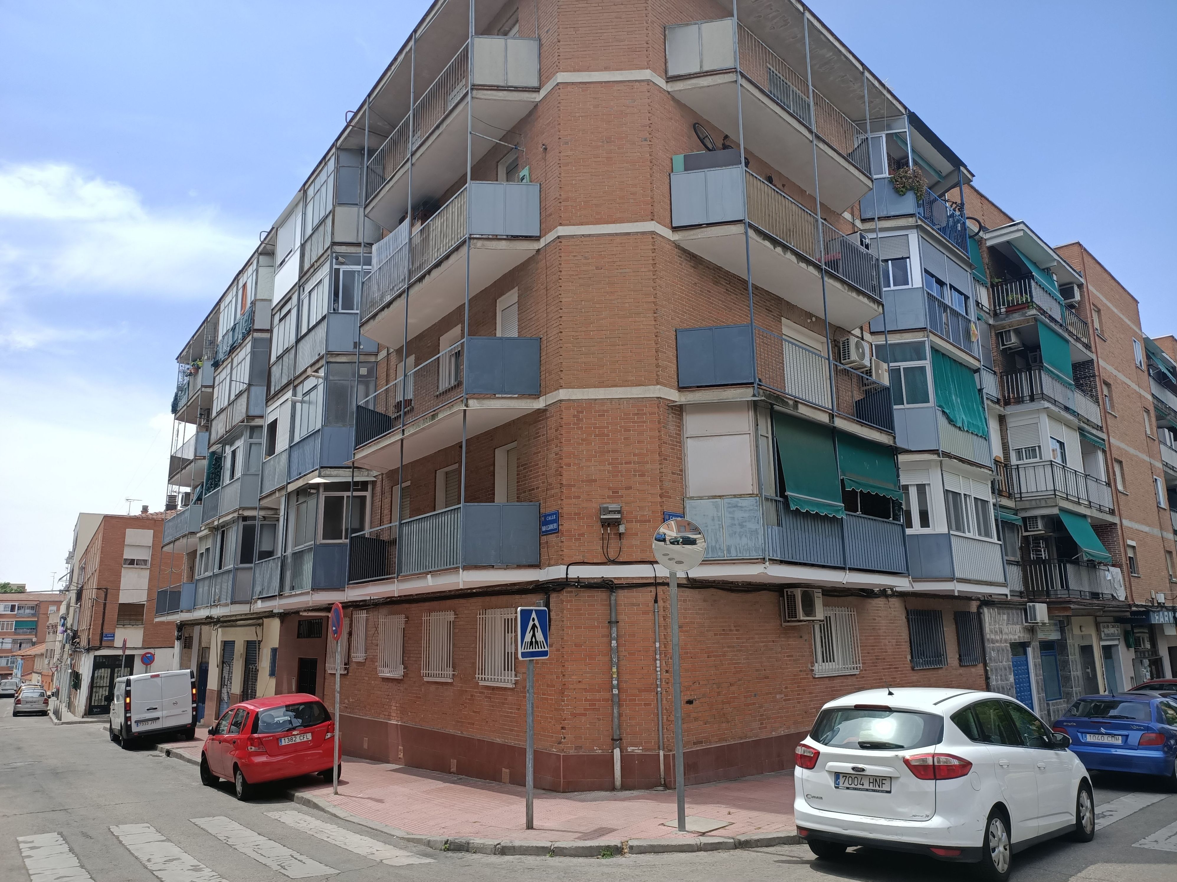 PLANTA BAJA EN MOSTOLES CENTRO: INMUEBLES TOP de Arroyo House PLANTA BAJA EN MOSTOLES CENTRO: INMUEBLES TOP de Arroyo House