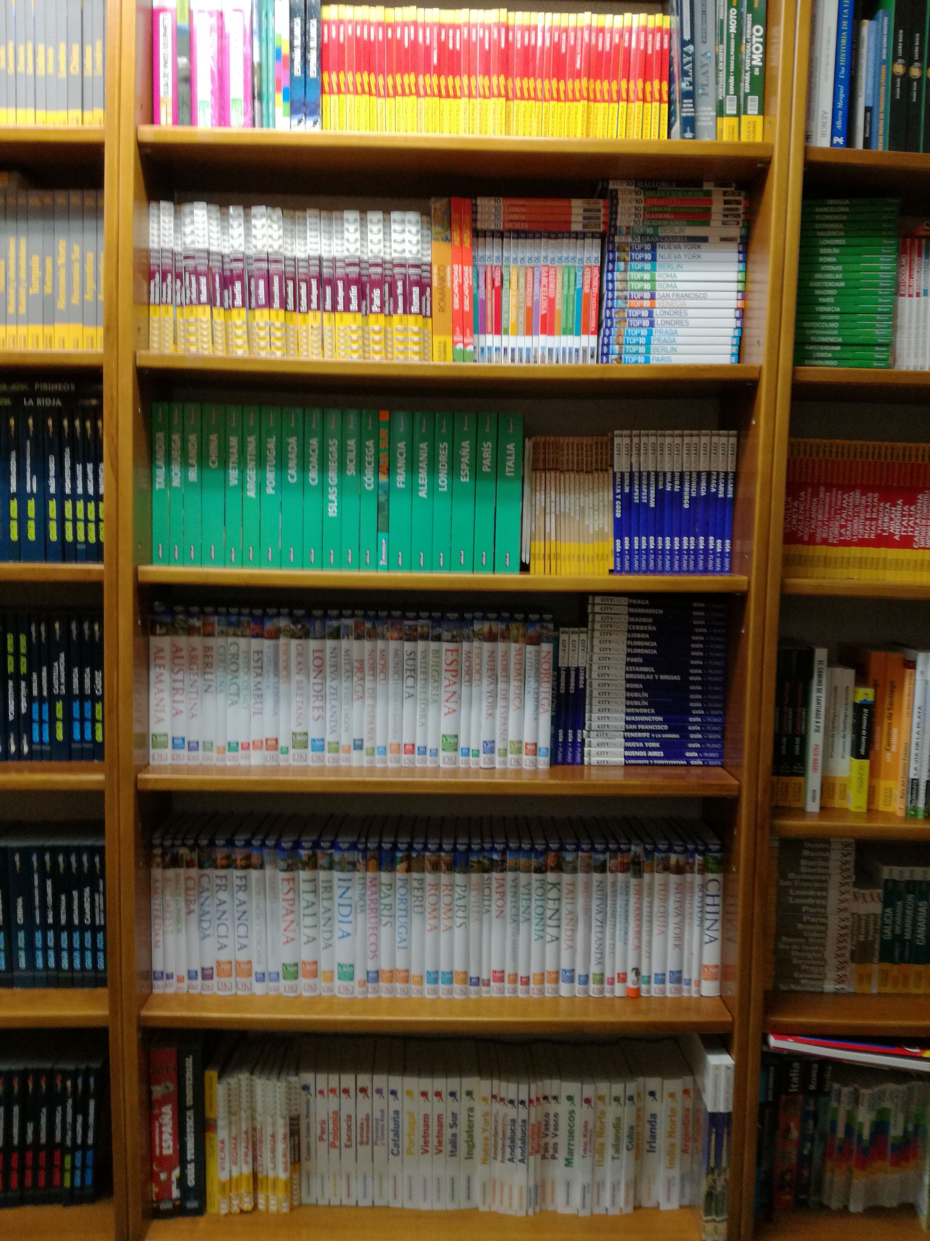 Guías de turismo totalmente actualizadas: SECCIONES de Librería Nueva Plaza Universitaria Guías de turismo totalmente actualizadas: SECCIONES de Librería Nueva Plaza Universitaria