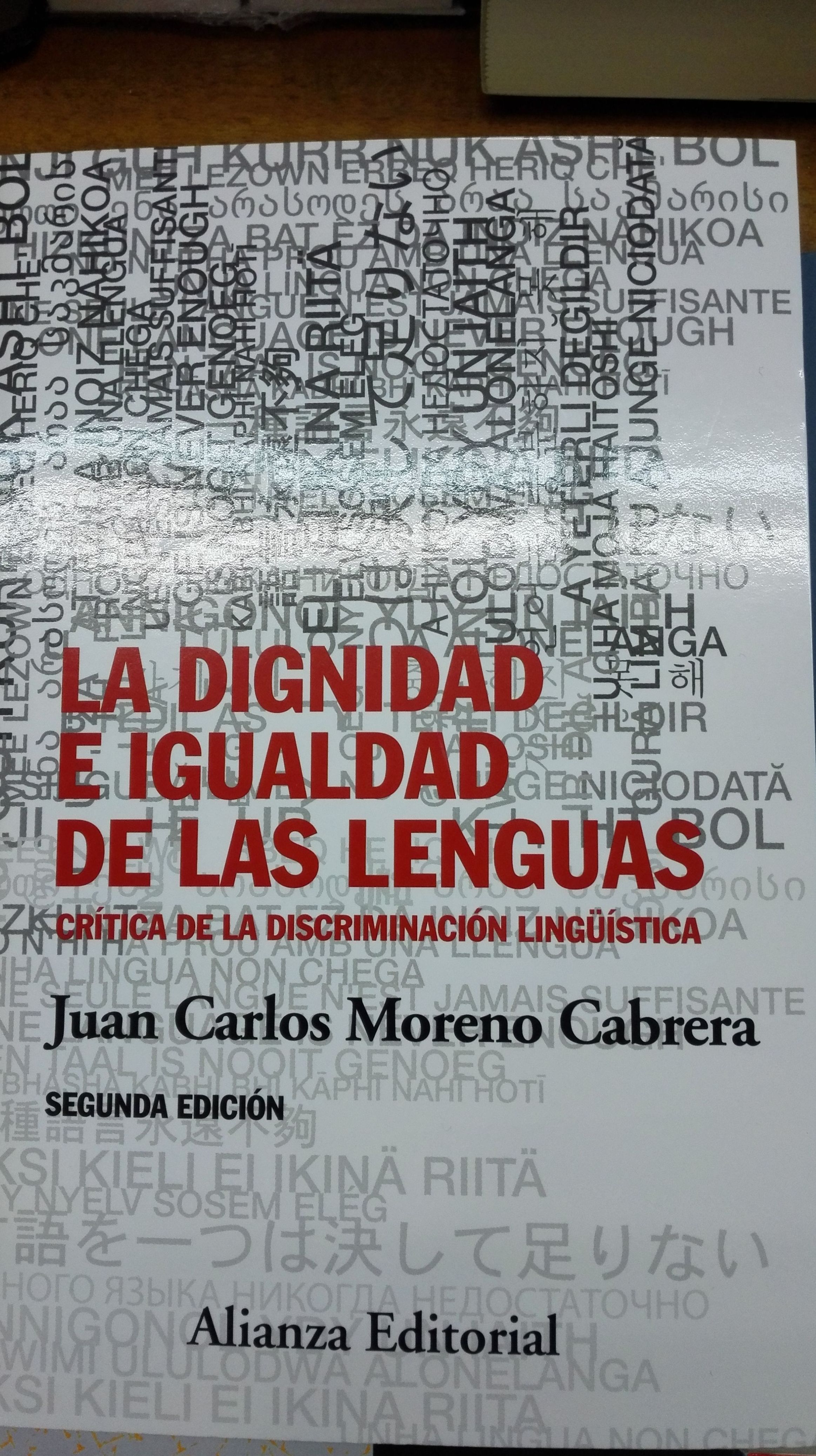 La dignidad e igualdad de las lenguas La dignidad e igualdad de las lenguas