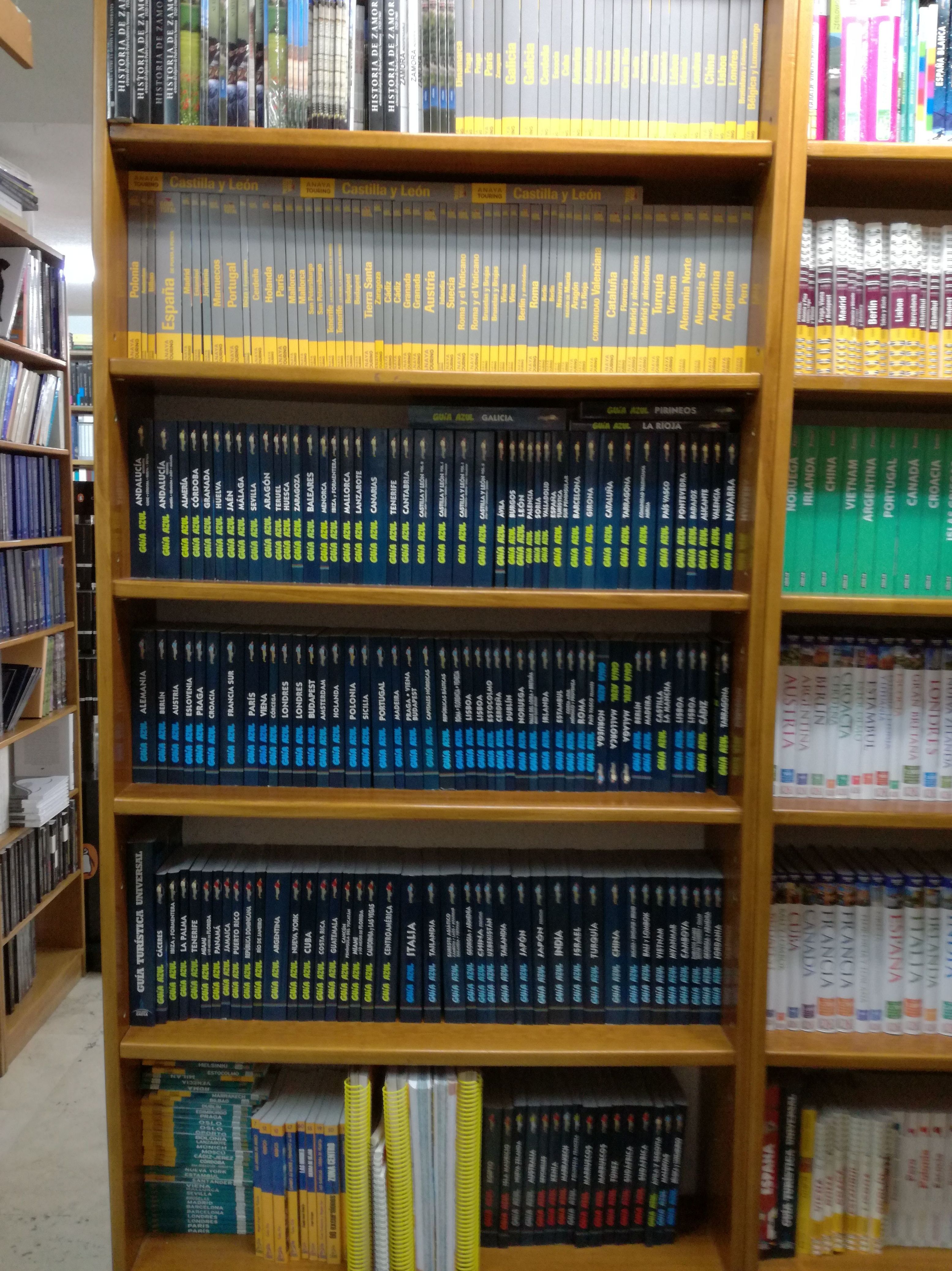 Guías de turismo totalmente actualizadas: SECCIONES de Librería Nueva Plaza Universitaria Guías de turismo totalmente actualizadas: SECCIONES de Librería Nueva Plaza Universitaria