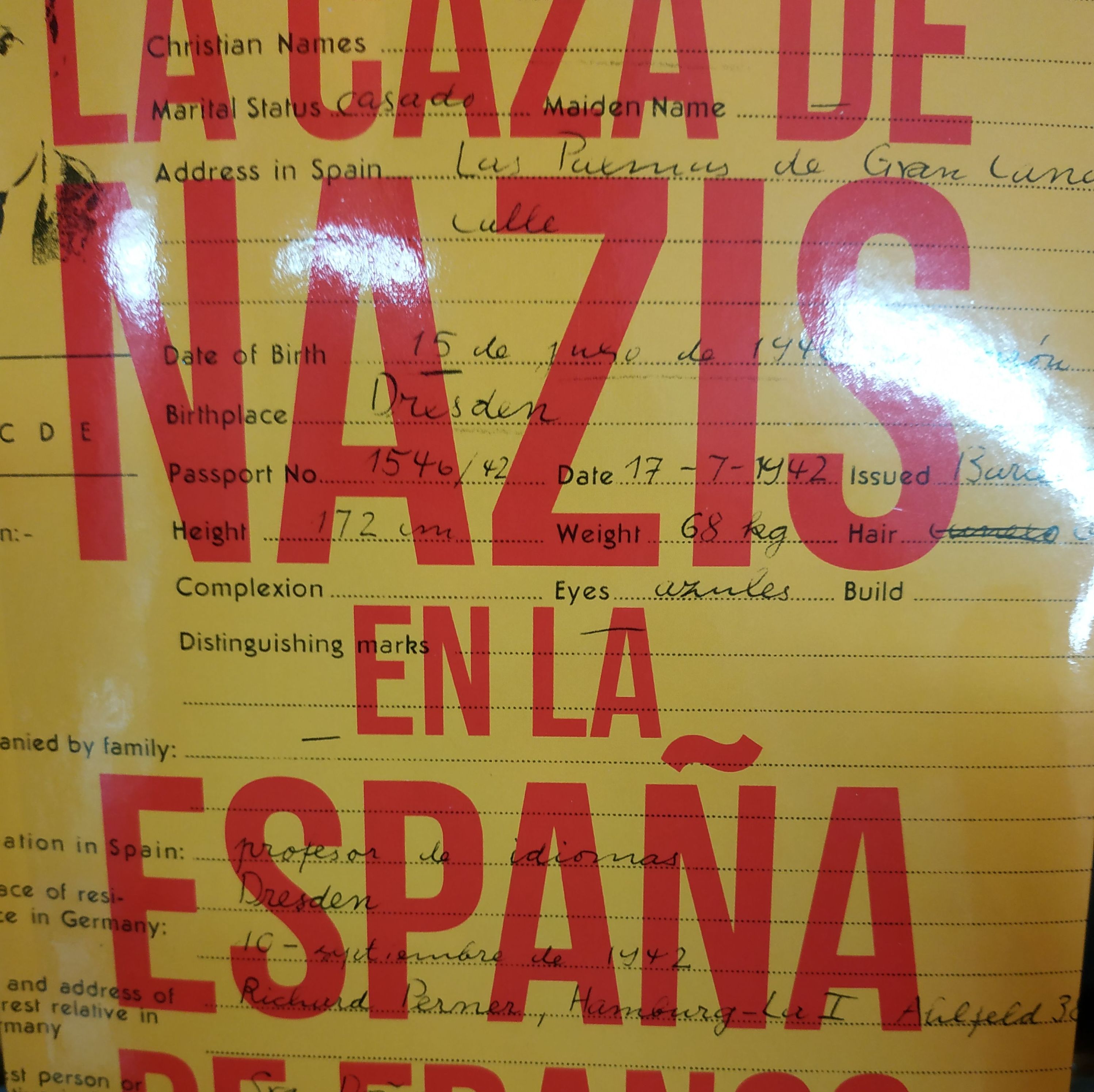 LA CAZA DE NAZIS EN LA ESPAÑA DE FRANCO: SECCIONES de Librería Nueva Plaza Universitaria LA CAZA DE NAZIS EN LA ESPAÑA DE FRANCO: SECCIONES de Librería Nueva Plaza Universitaria