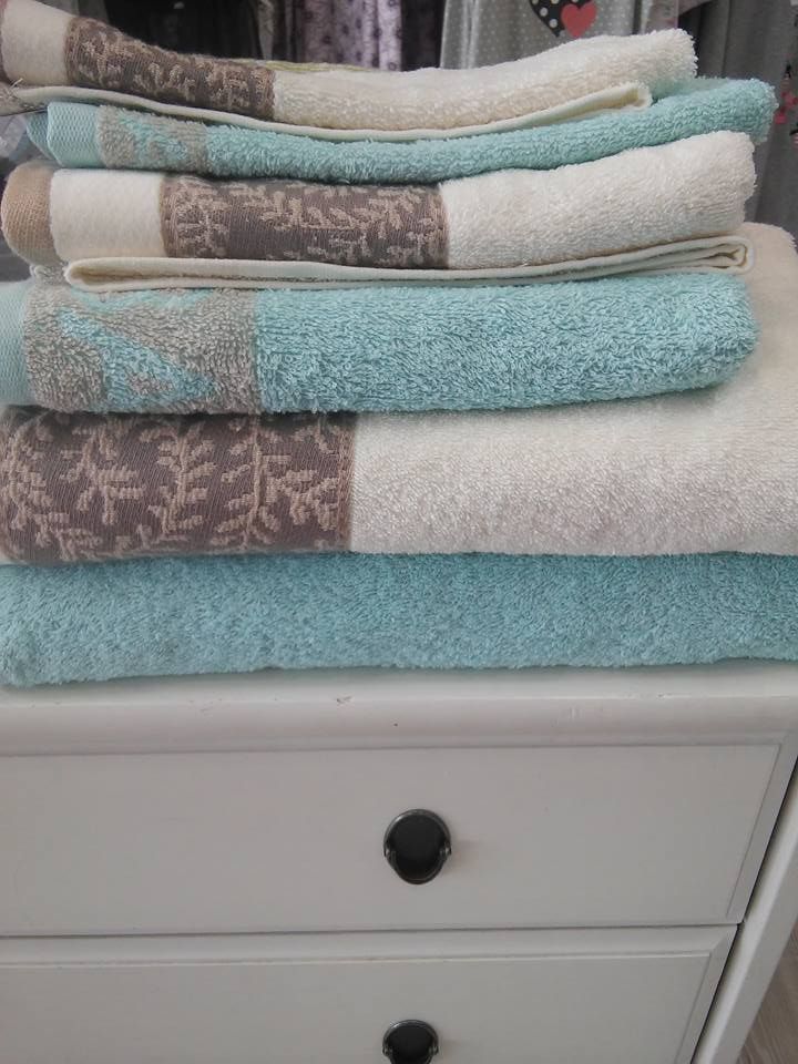 Baño: Catálogo de Paula de la Flor Baño: Catálogo de Paula de la Flor