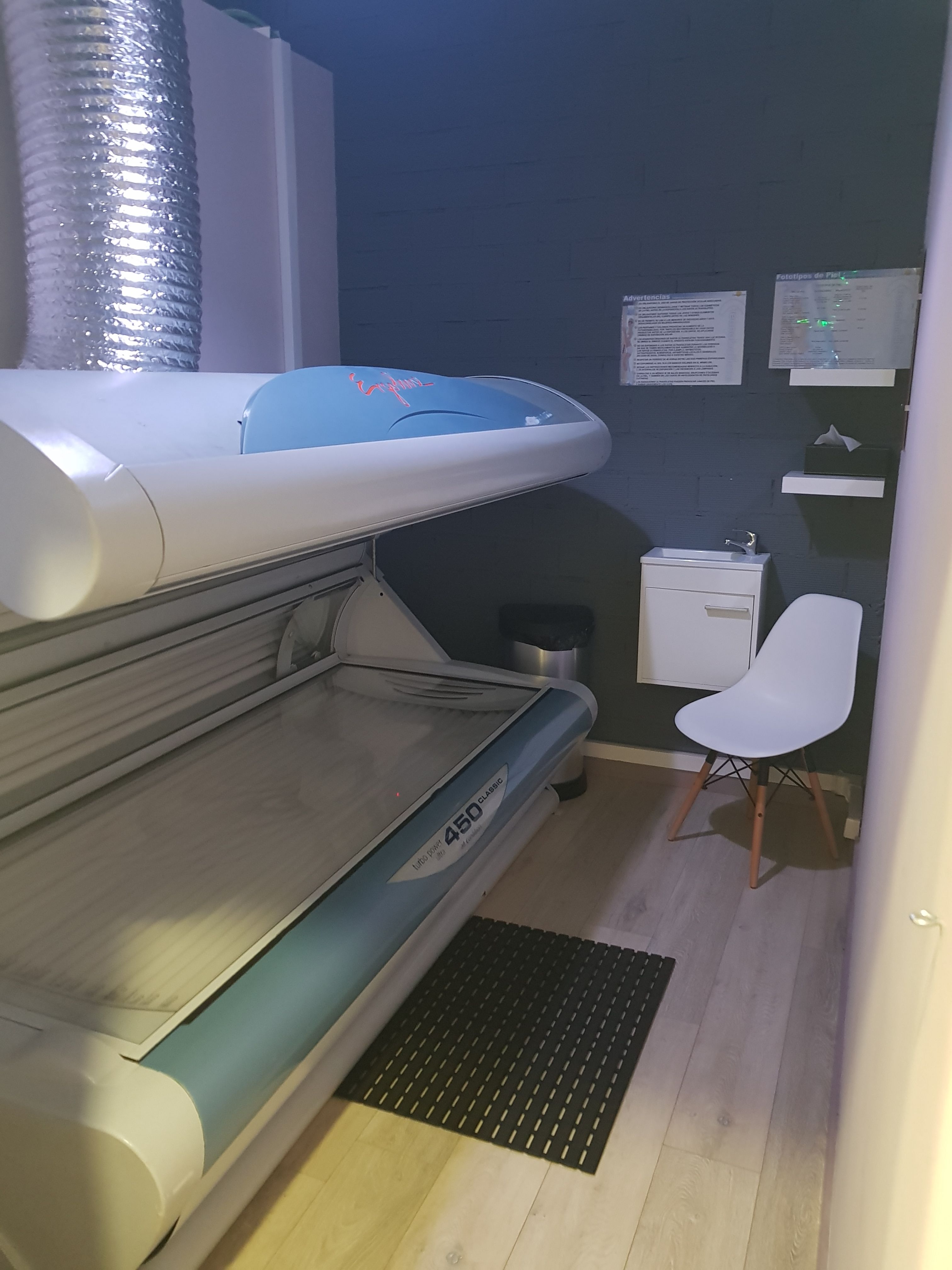 Solarium: Peluquería y Estética de Sunset Sun and Beauty Solarium: Peluquería y Estética de Sunset Sun and Beauty