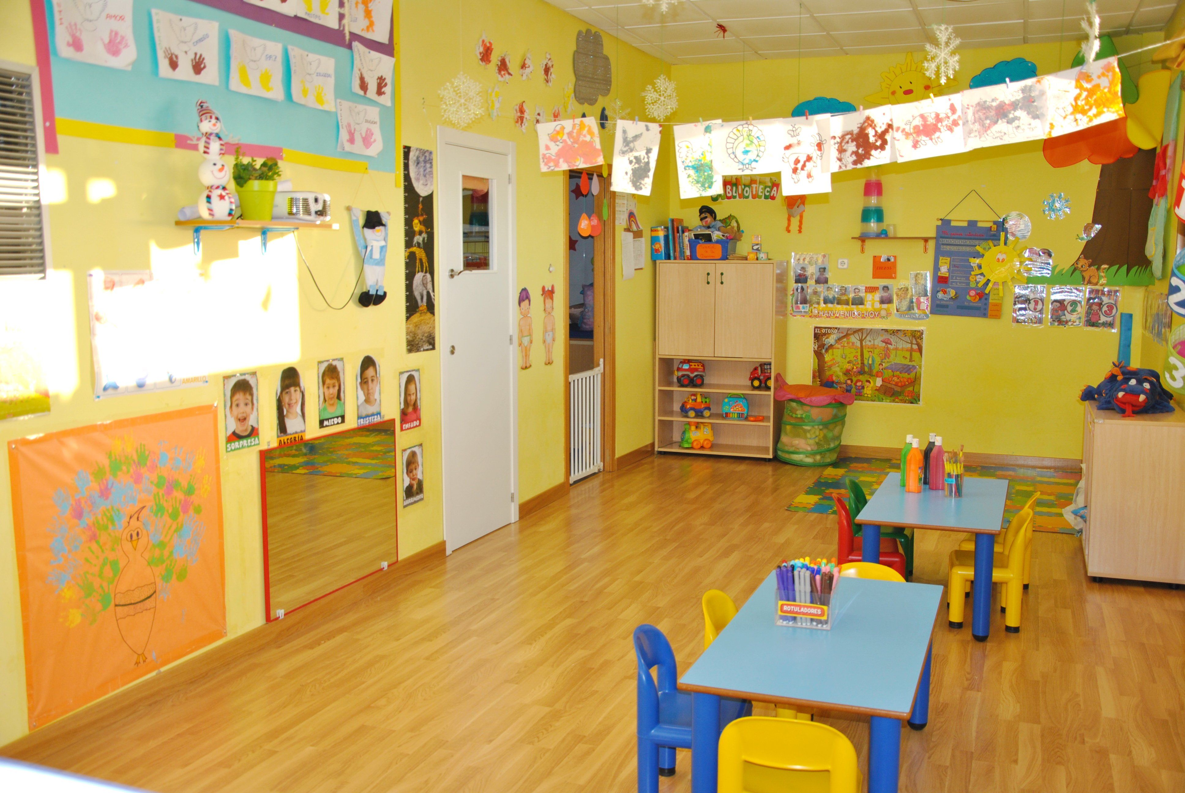 Instalaciones: Servicios de Escuela Infantil Sonrisas Instalaciones: Servicios de Escuela Infantil Sonrisas