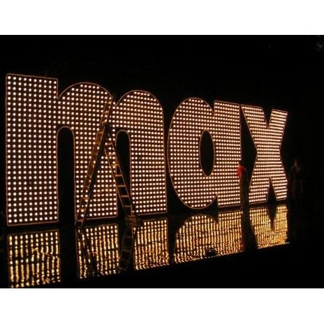 Iluminación y decoración de espacios públicos y privados: Nuestros servicios de bcn il·luminació i disseny Iluminación y decoración de espacios públicos y privados: Nuestros servicios de bcn il·luminació i disseny