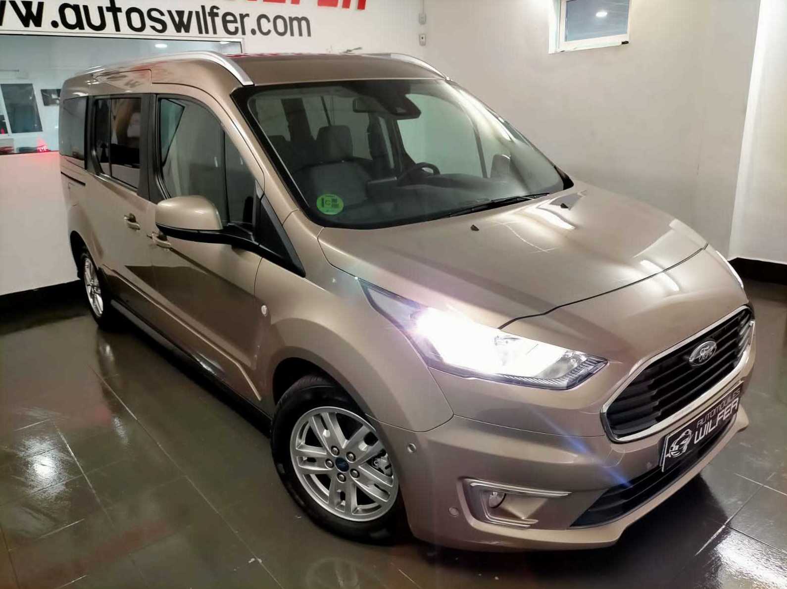 Ford Grand tourneo connect: Productos y servicios de Automóviles Wilfer Ford Grand tourneo connect: Productos y servicios de Automóviles Wilfer