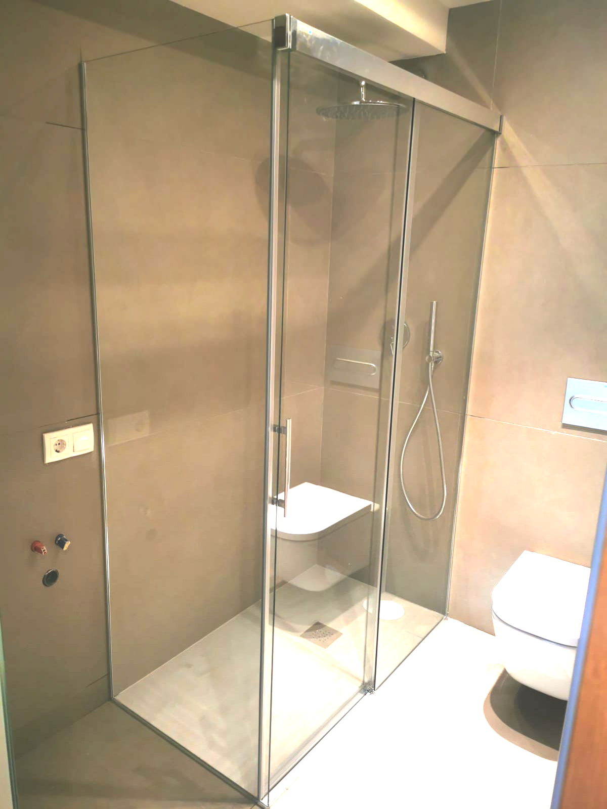 Mampara angular corredera Mampara angular corredera