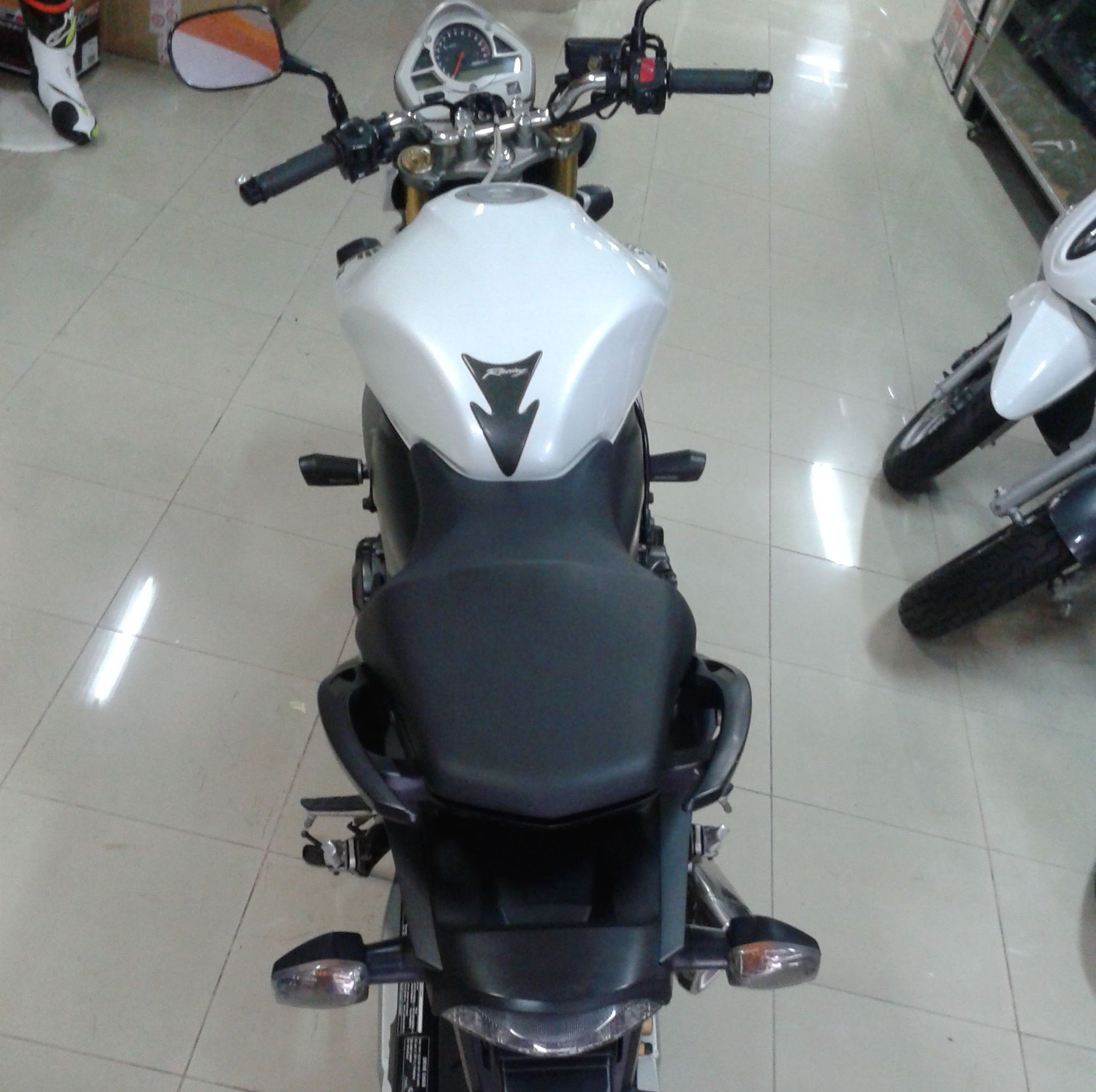 HONDA CB600 HORNET 600 2008: Productos de Alonso Competición HONDA CB600 HORNET 600 2008: Productos de Alonso Competición