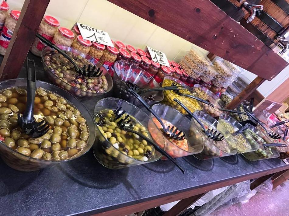 Encurtidos y dulces: Productos de Delicias L ´ Avinguda Encurtidos y dulces: Productos de Delicias L ´ Avinguda