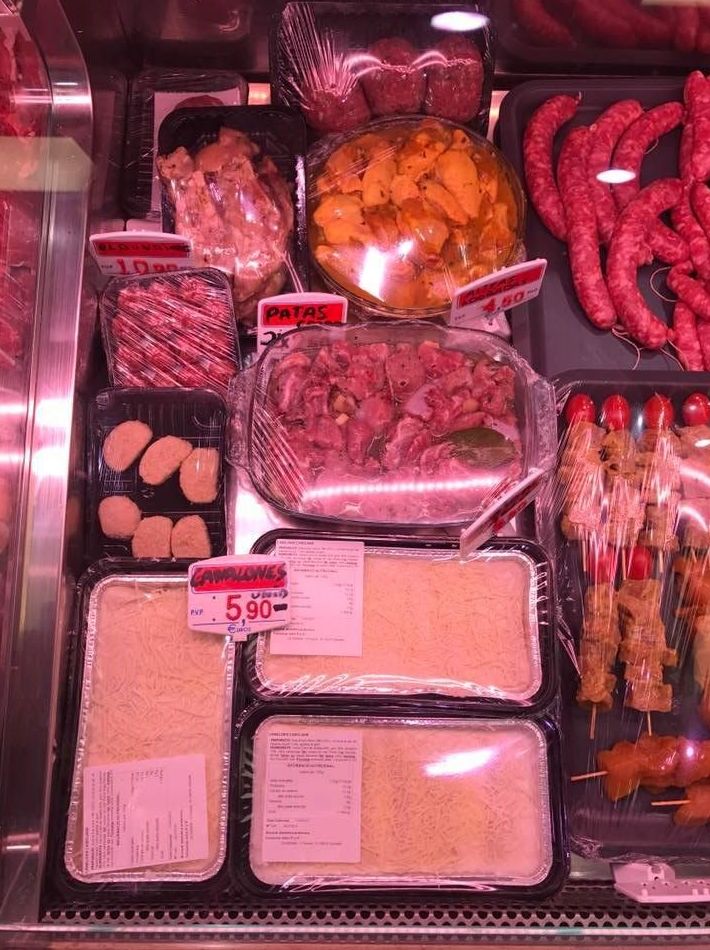 Elaborados cárnicos artesanos : Productos de Delicias L ´ Avinguda Elaborados cárnicos artesanos : Productos de Delicias L ´ Avinguda