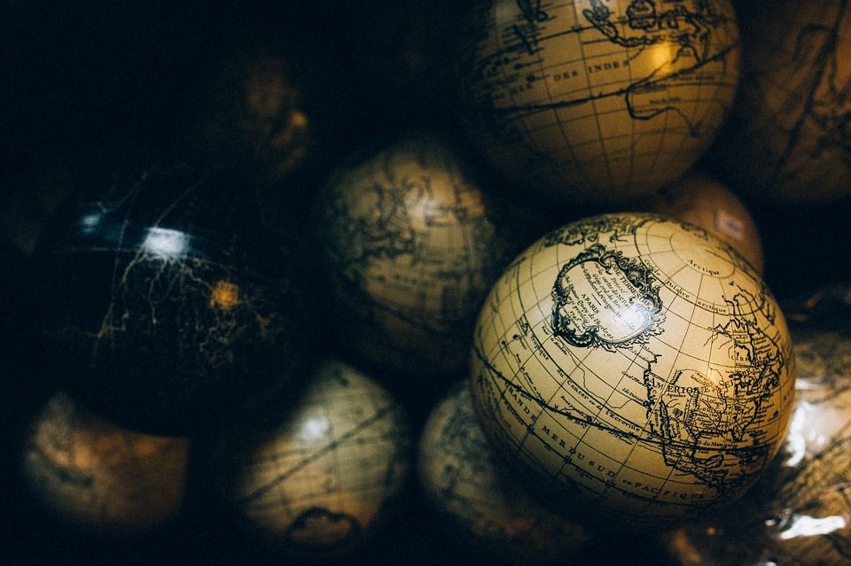 Geografía e Historia: Especialidades de Academia 21 Oposiciones Geografía e Historia: Especialidades de Academia 21 Oposiciones