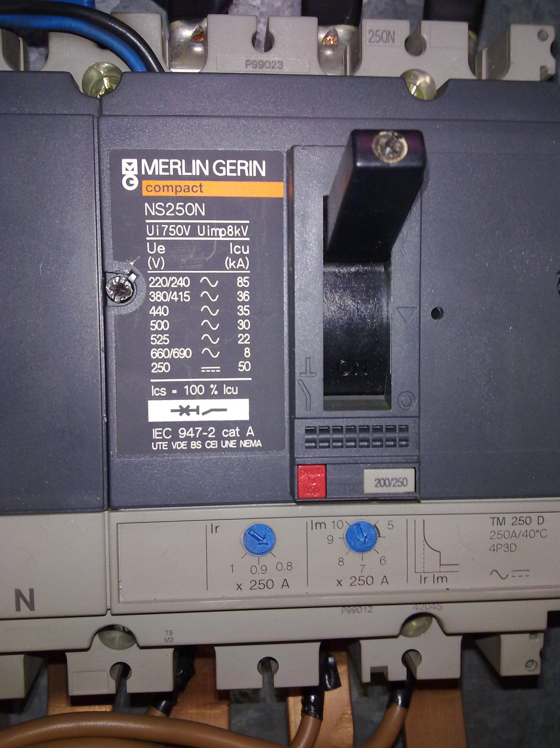 Derivaciones: Servicios de Jsp Electrotecnia, S.L. Derivaciones: Servicios de Jsp Electrotecnia, S.L.