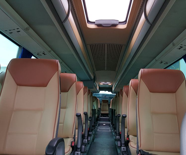 Autobuses para congresos en Granada