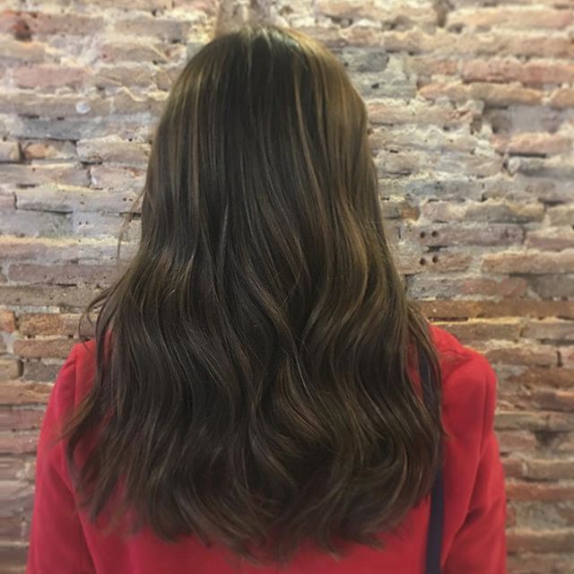 Corte de mujer: Servicios de DZero Corte de mujer: Servicios de DZero