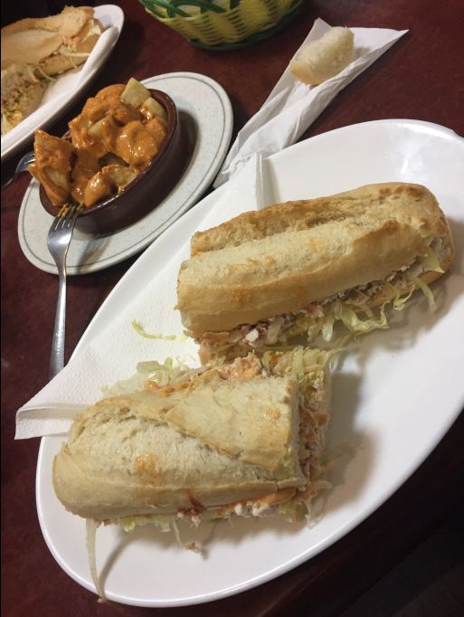 Bocadillos fríos: Hamburguesas, bocadillos y más de La Rosa de Reus Bocadillos fríos: Hamburguesas, bocadillos y más de La Rosa de Reus