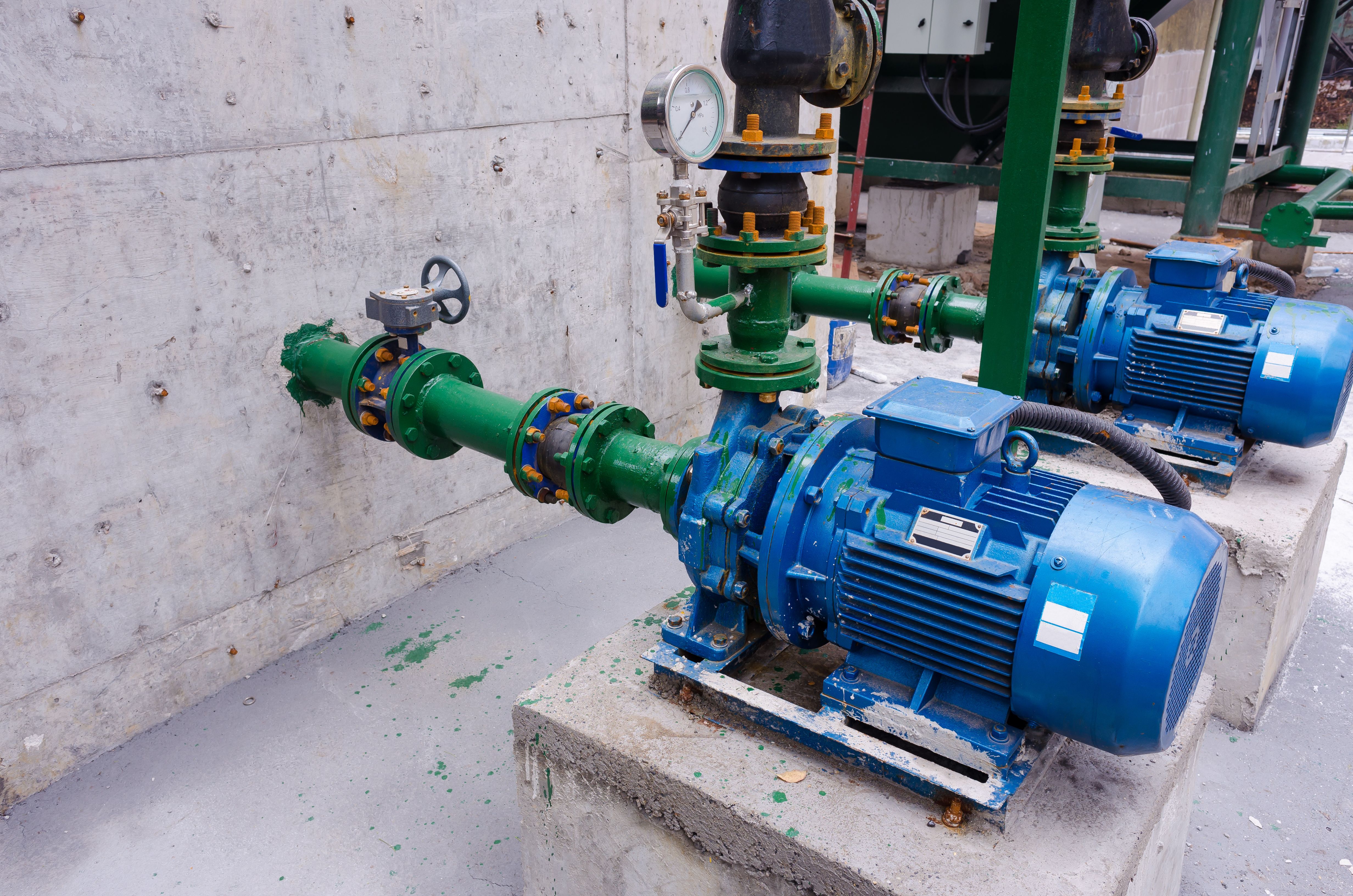 Montajes y reparación de bombas: Servicios de Electromecanica Paco Montajes y reparación de bombas: Servicios de Electromecanica Paco