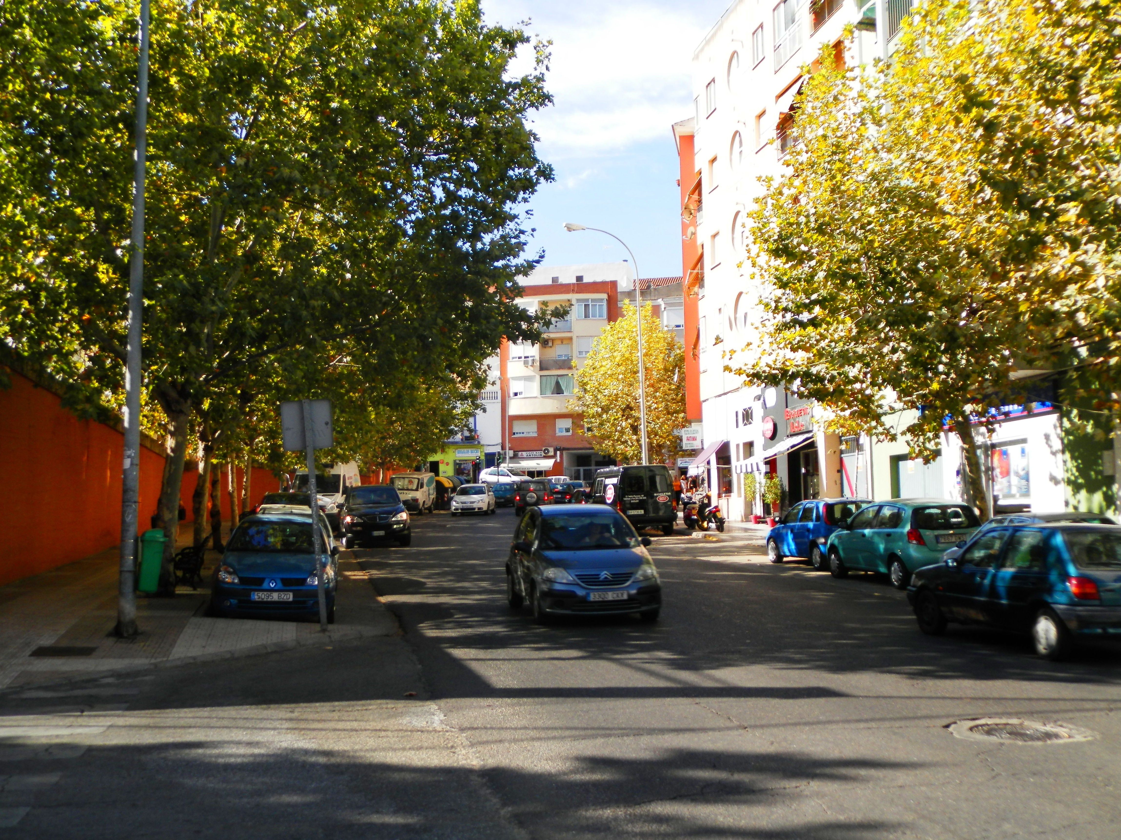 AV. ISIDRO PACENSE SAN ROQUE. BADAJOZ AV. ISIDRO PACENSE SAN ROQUE. BADAJOZ