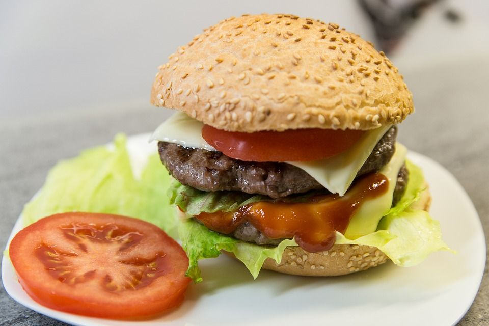 Hamburguesas caseras: Servicios de La Peatonal Hamburguesas caseras: Servicios de La Peatonal