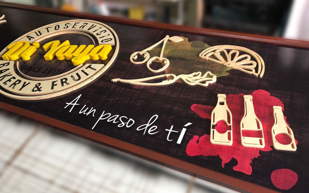 Rótulo de Madera 3D freasados con impresión directa Rótulo de Madera 3D freasados con impresión directa