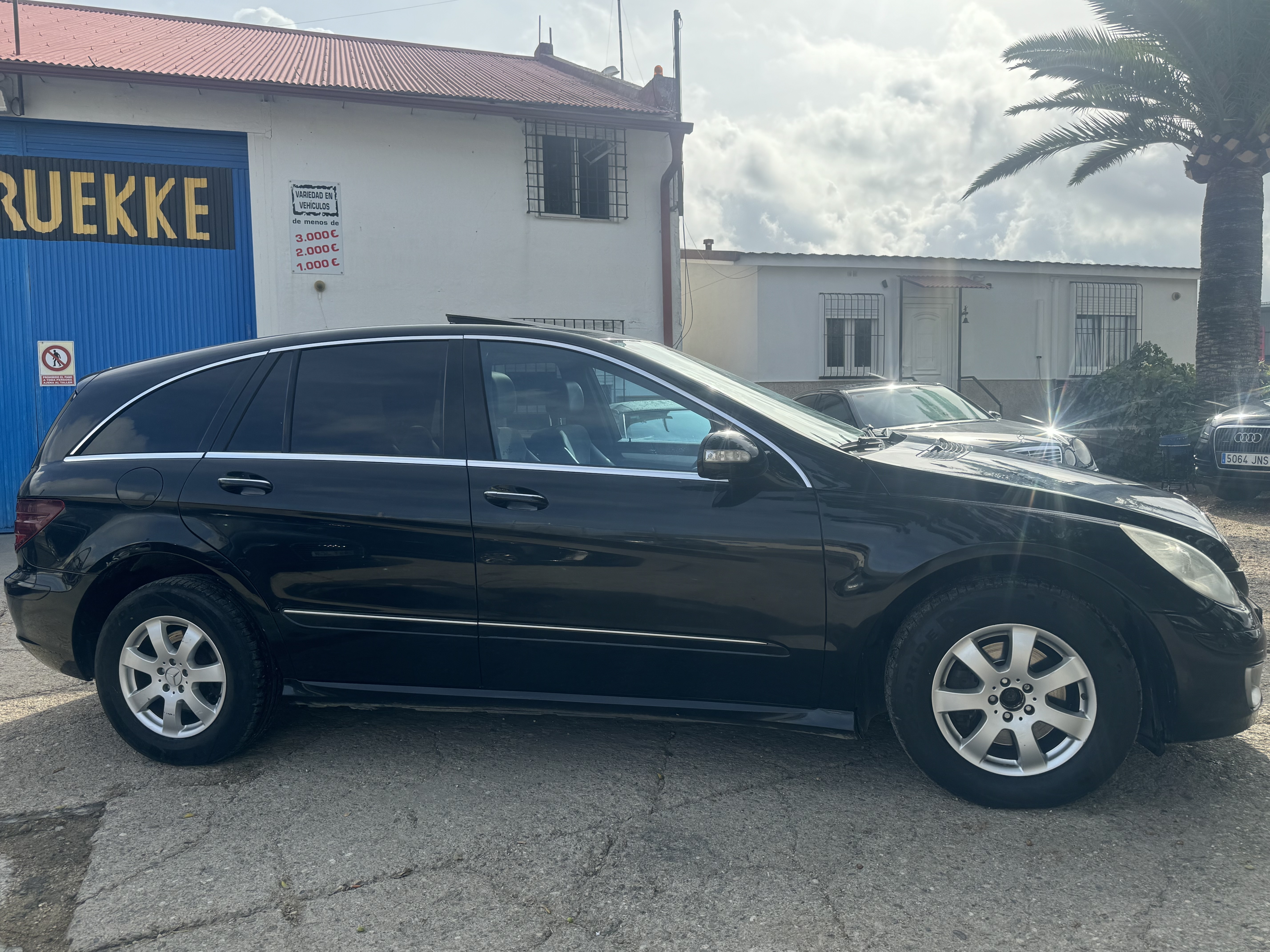 Mercedes R 320 cdi 4 matic 225 cv del 2007 con 295.000 km: Stock de Vehículos de El Truekke Mercedes R 320 cdi 4 matic 225 cv del 2007 con 295.000 km: Stock de Vehículos de El Truekke