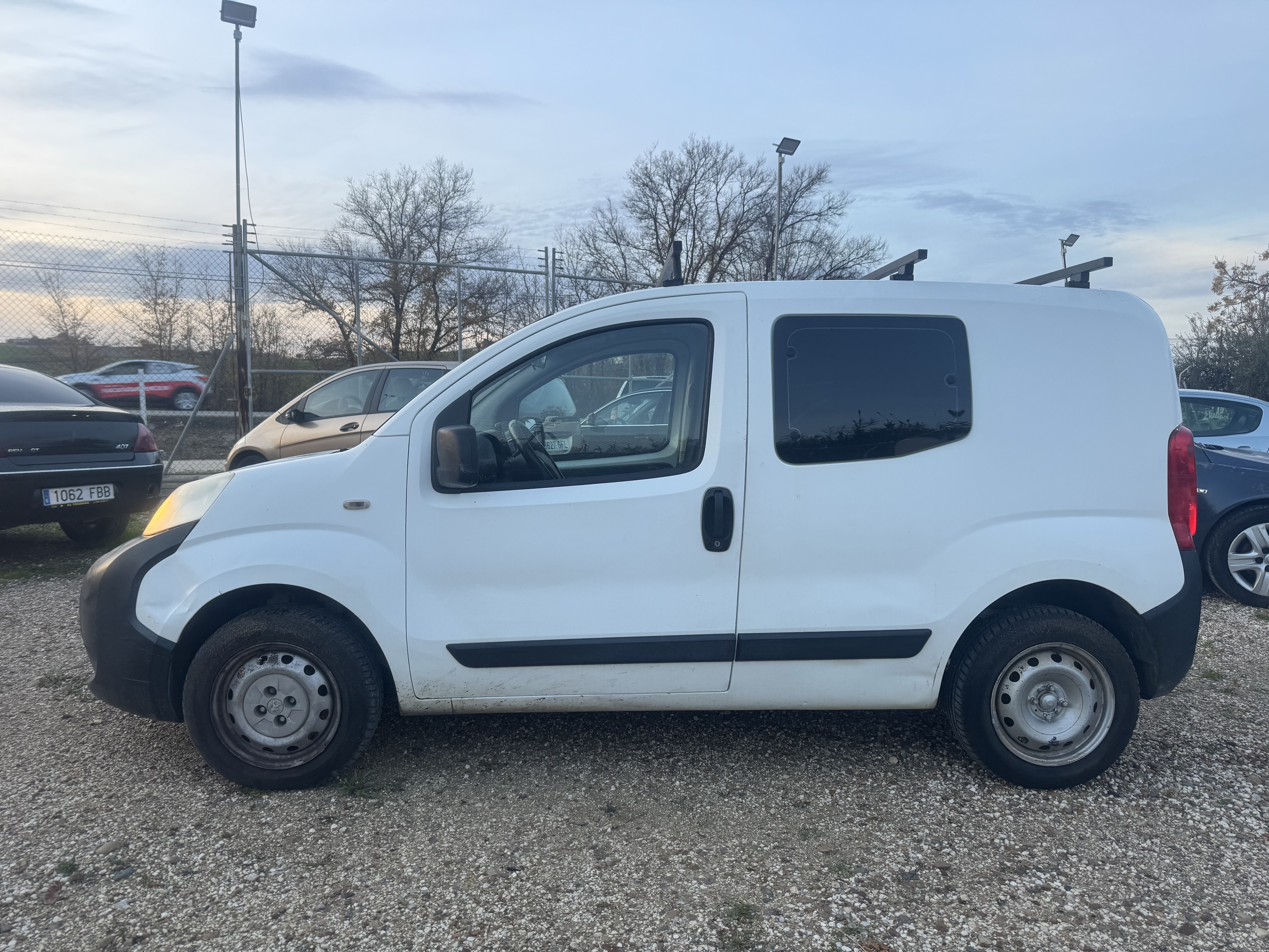Peugeot bipper 1.4 hdi 70 cv del 2010: Stock de Vehículos de El Truekke Peugeot bipper 1.4 hdi 70 cv del 2010: Stock de Vehículos de El Truekke