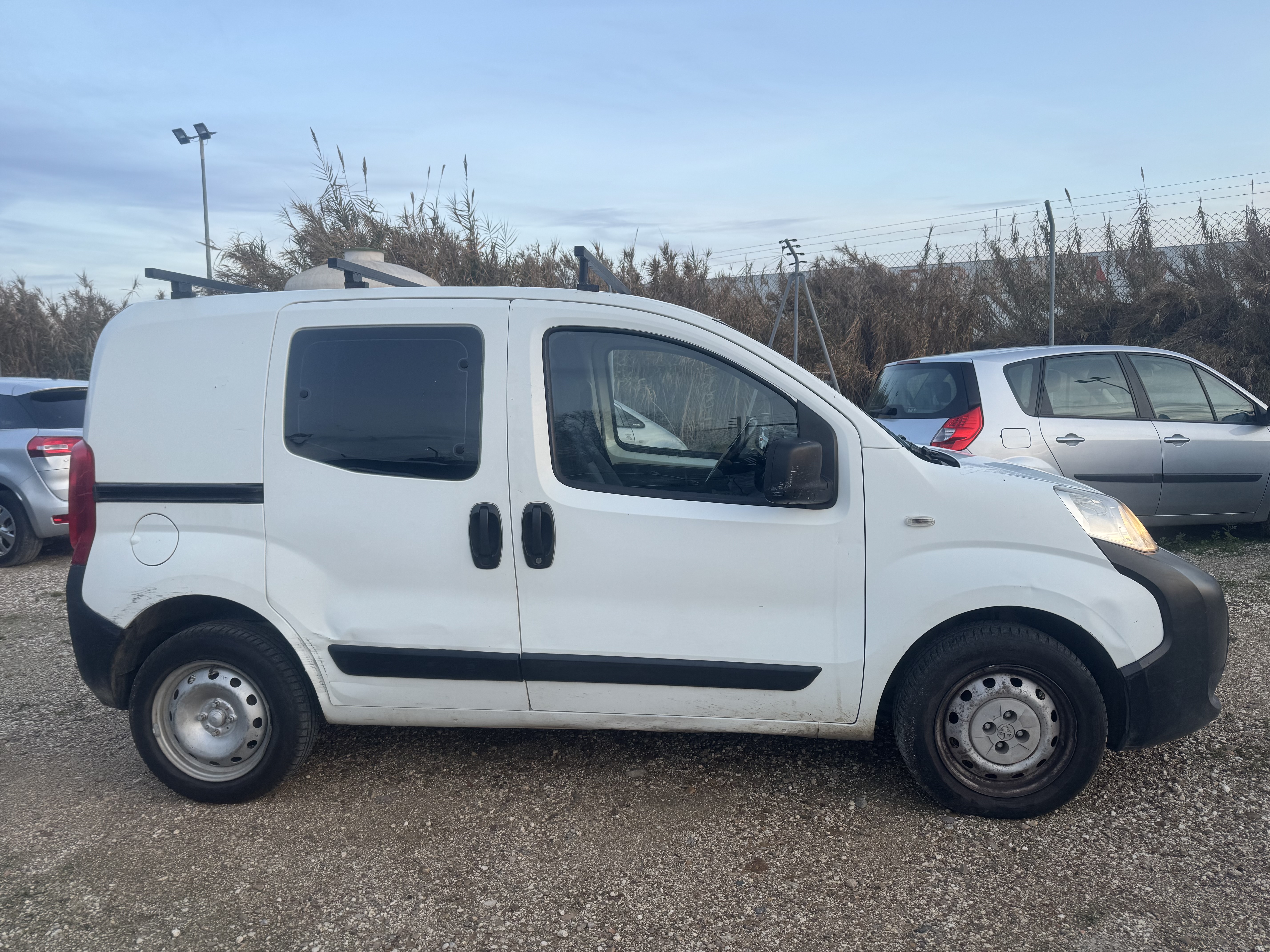 Peugeot bipper 1.4 hdi 70 cv del 2010: Stock de Vehículos de El Truekke Peugeot bipper 1.4 hdi 70 cv del 2010: Stock de Vehículos de El Truekke