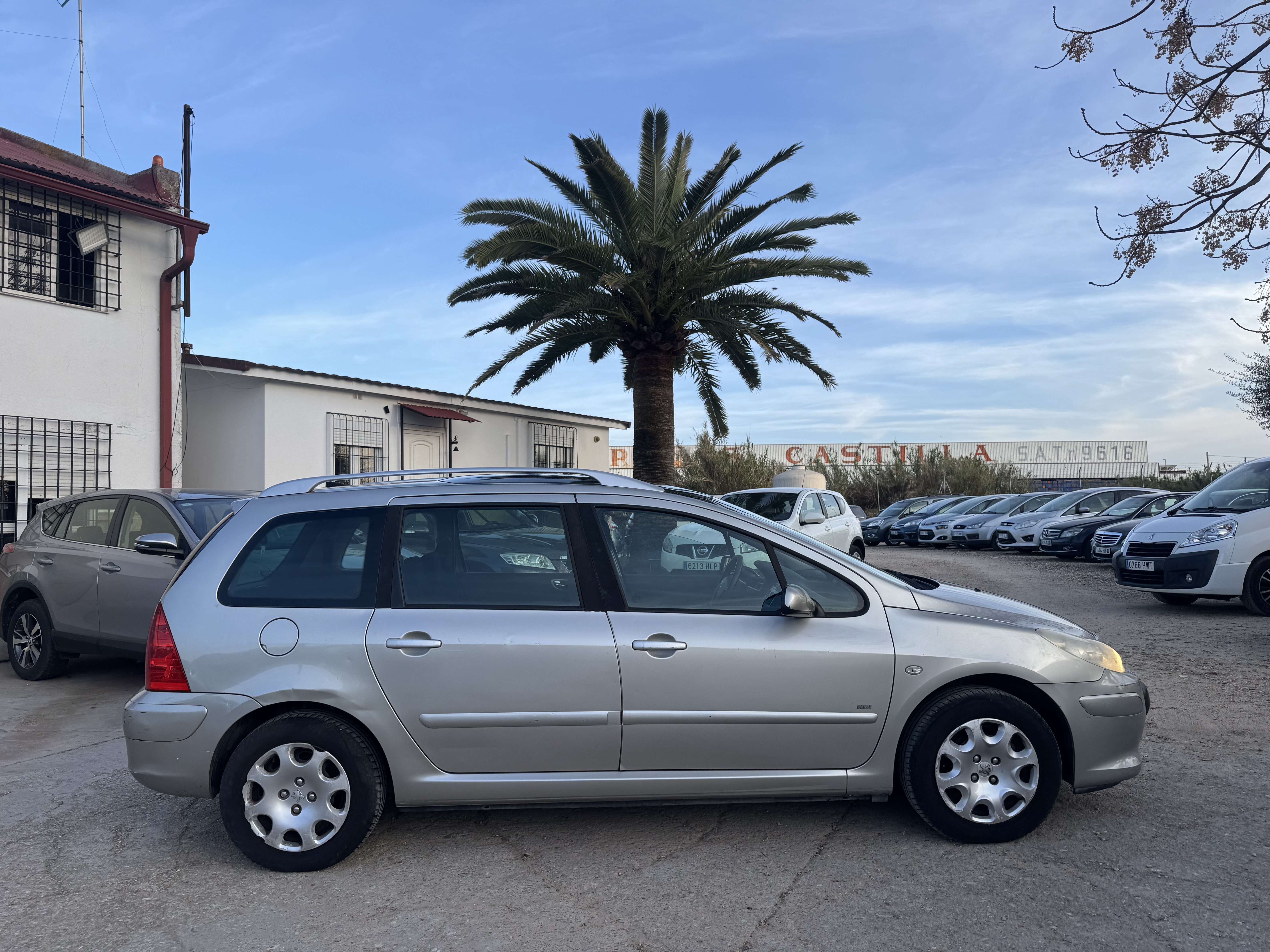 Peugeot 307 sw 1.6 hdi 90 cv del 2007 320.000 km: Stock de Vehículos de El Truekke Peugeot 307 sw 1.6 hdi 90 cv del 2007 320.000 km: Stock de Vehículos de El Truekke