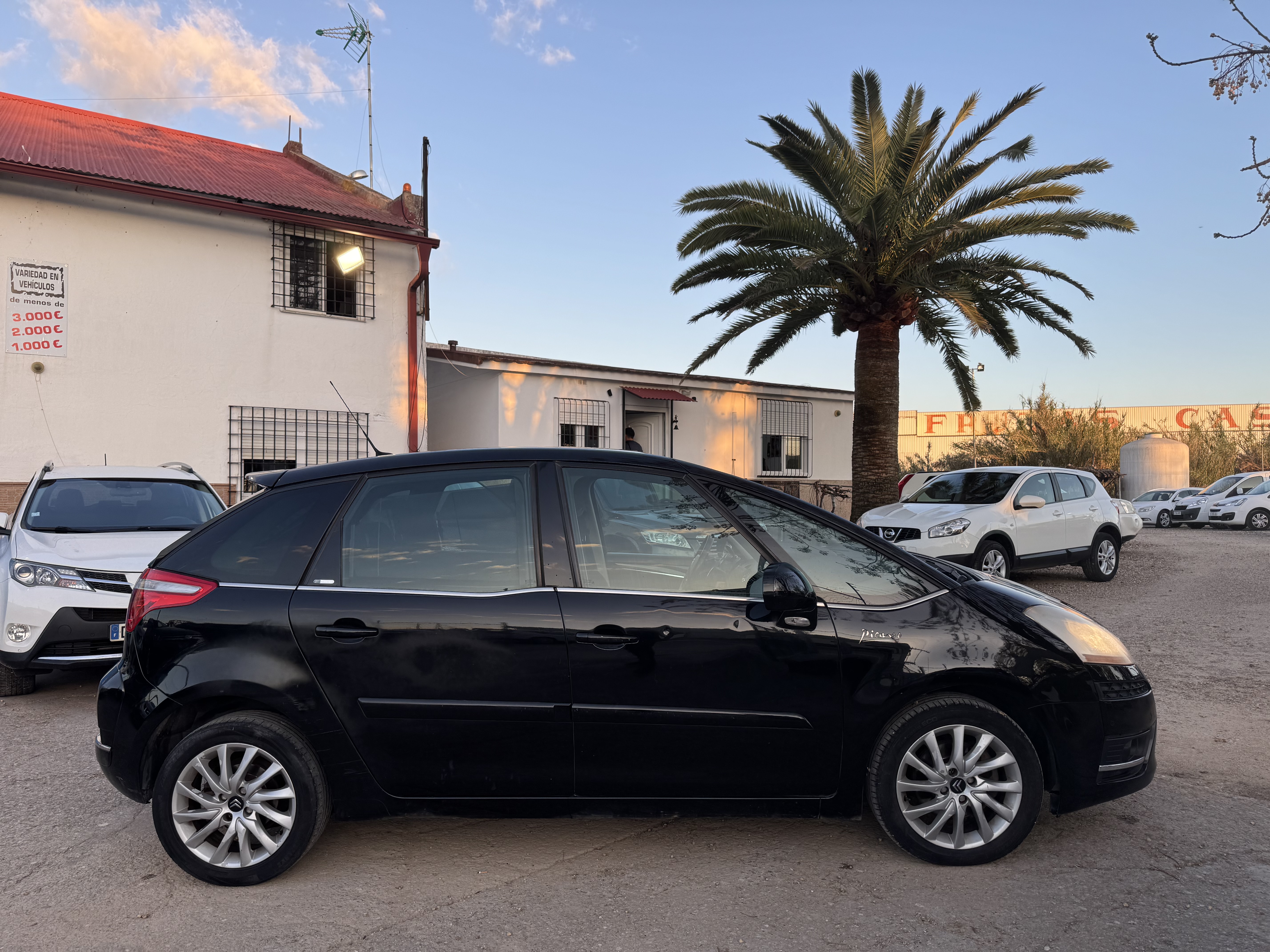 Citroen c4 Picasso exclusive 2.0 hdi 136 cv del 2008 con 276.000 km: Stock de Vehículos de El Truekke Citroen c4 Picasso exclusive 2.0 hdi 136 cv del 2008 con 276.000 km: Stock de Vehículos de El Truekke