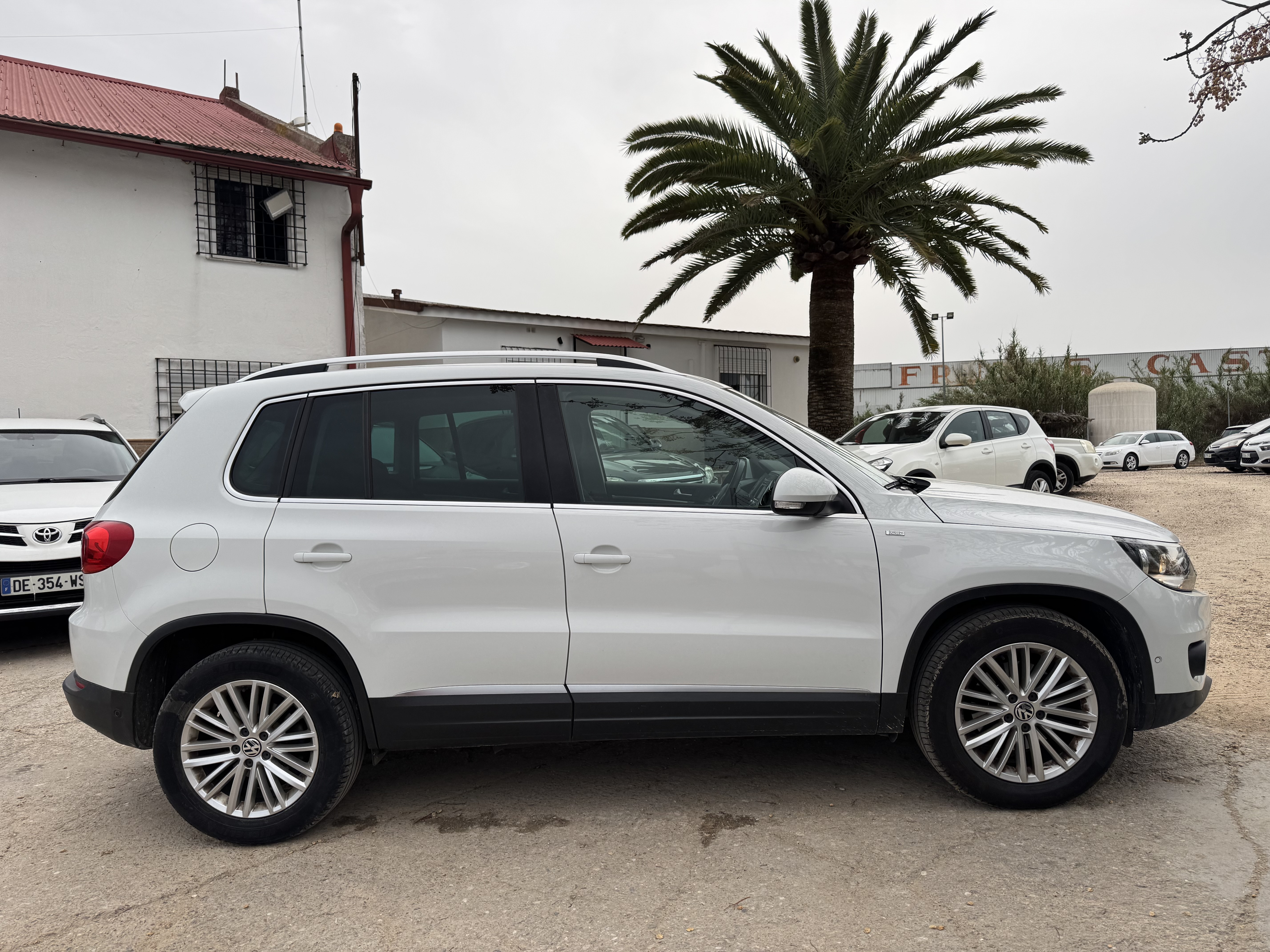 Volkswagen tiguan 2.0 tdi del 2014 con 179.000 km: Stock de Vehículos de El Truekke Volkswagen tiguan 2.0 tdi del 2014 con 179.000 km: Stock de Vehículos de El Truekke