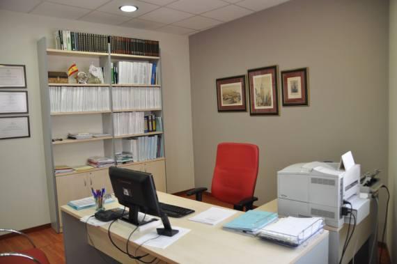 Foto 1 de Gestorías administrativas en Las Rozas de Madrid | Gestoría Rivas