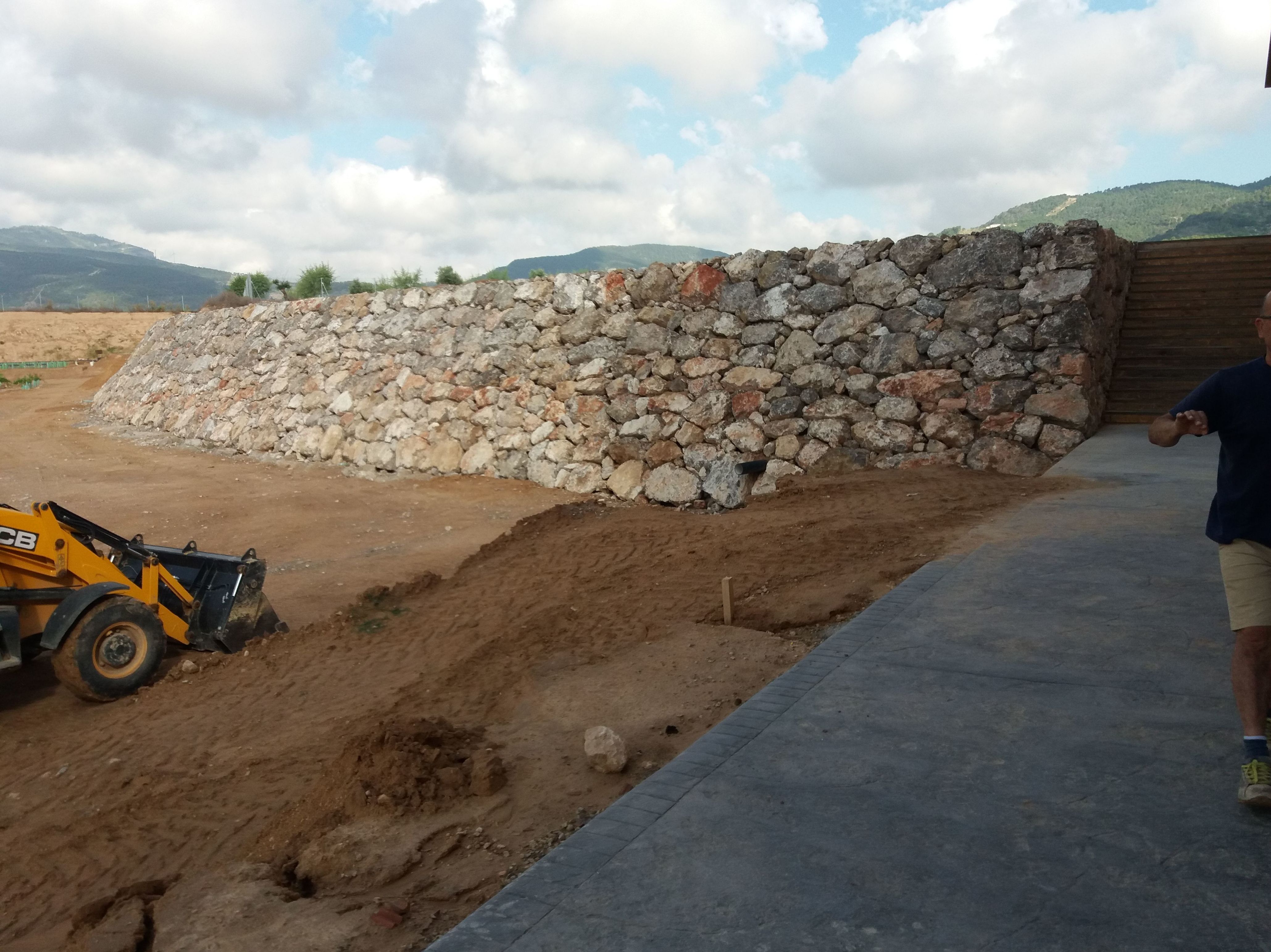 Foto 3 de Excavaciones en Fontanares | Excavaciones Calabuig, S. L.