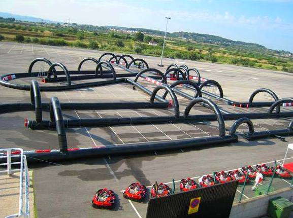 Circuito de Karts: Catálogo de Hinchables Happy Jump Circuito de Karts: Catálogo de Hinchables Happy Jump