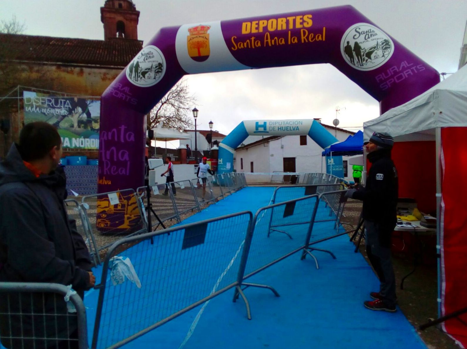 Arco de Meta Santa Ana la real : Catálogo de Hinchables Happy Jump Arco de Meta Santa Ana la real : Catálogo de Hinchables Happy Jump