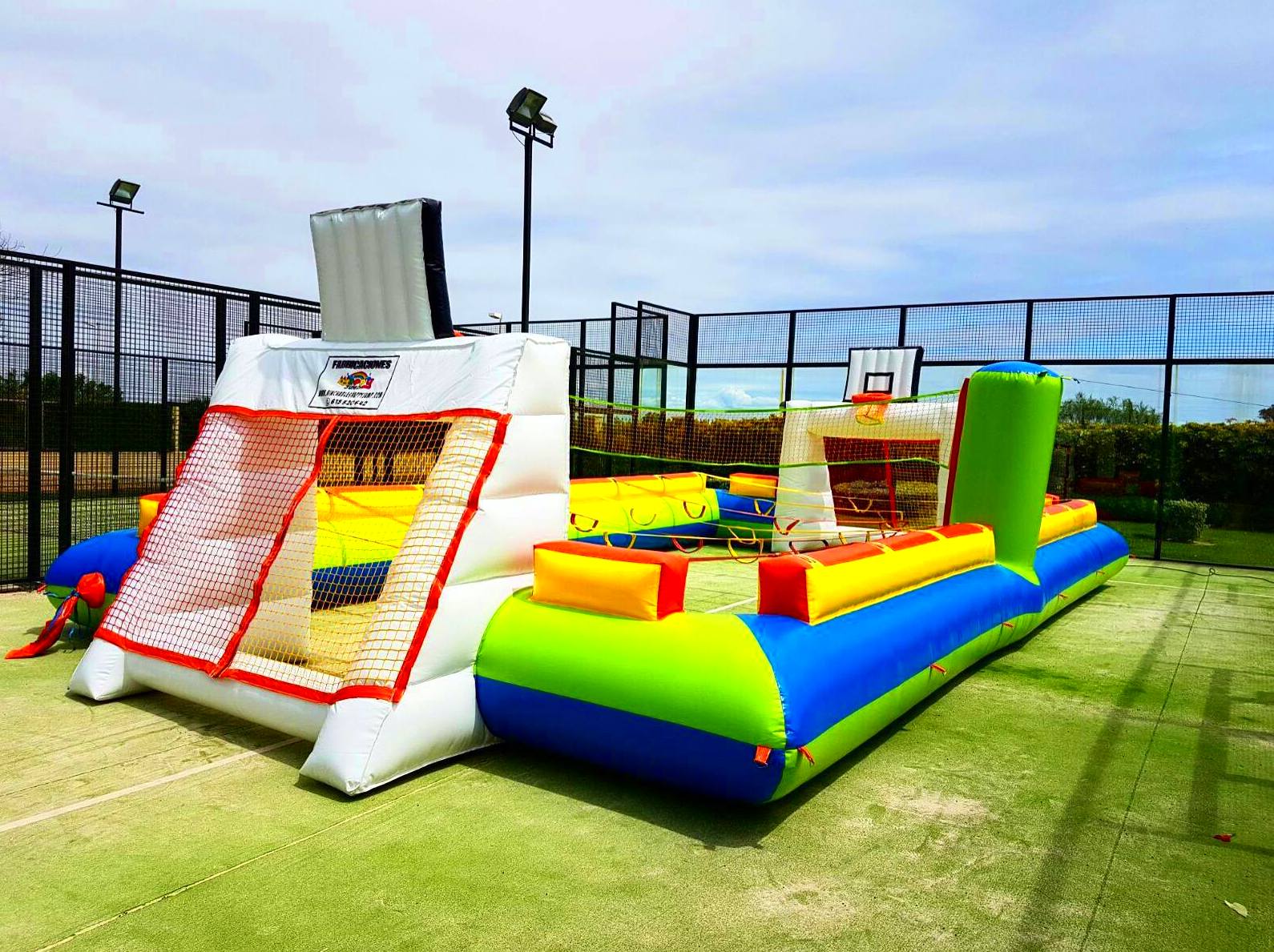 Castillo Hinchable Futbolín Humano 3 en 1: Catálogo de Hinchables Happy Jump Castillo Hinchable Futbolín Humano 3 en 1: Catálogo de Hinchables Happy Jump