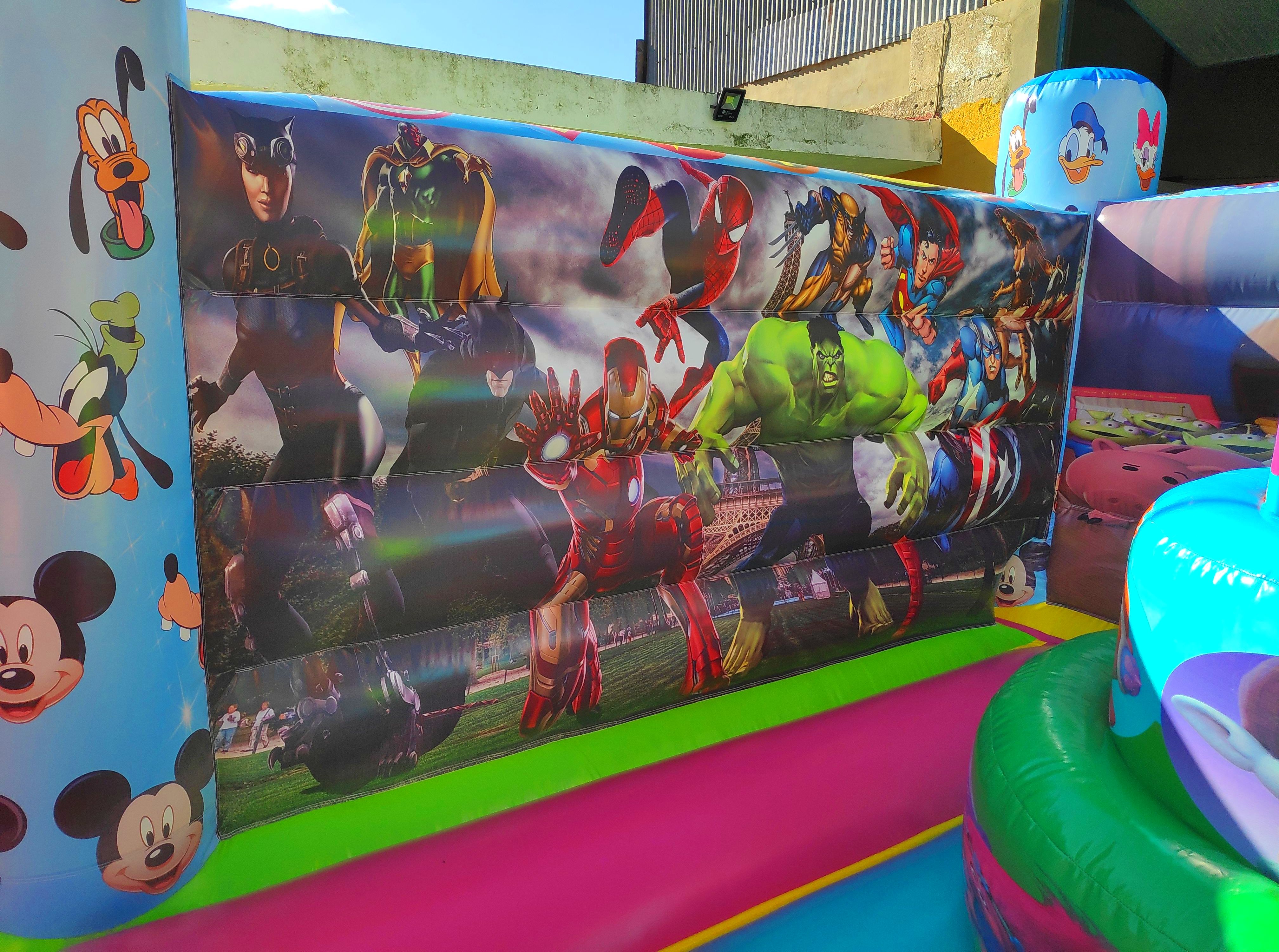 Castillo hinchable movimiento chase: Catálogo de Hinchables Happy Jump Castillo hinchable movimiento chase: Catálogo de Hinchables Happy Jump