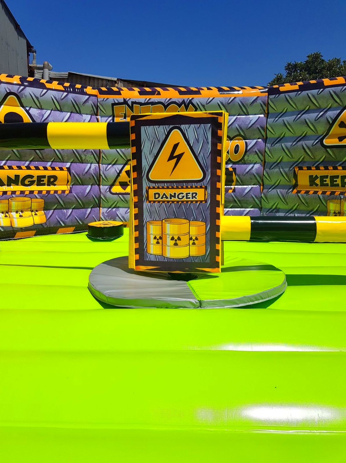 Eliminator octogonal nuclear 2 entradas : Catálogo de Hinchables Happy Jump Eliminator octogonal nuclear 2 entradas : Catálogo de Hinchables Happy Jump