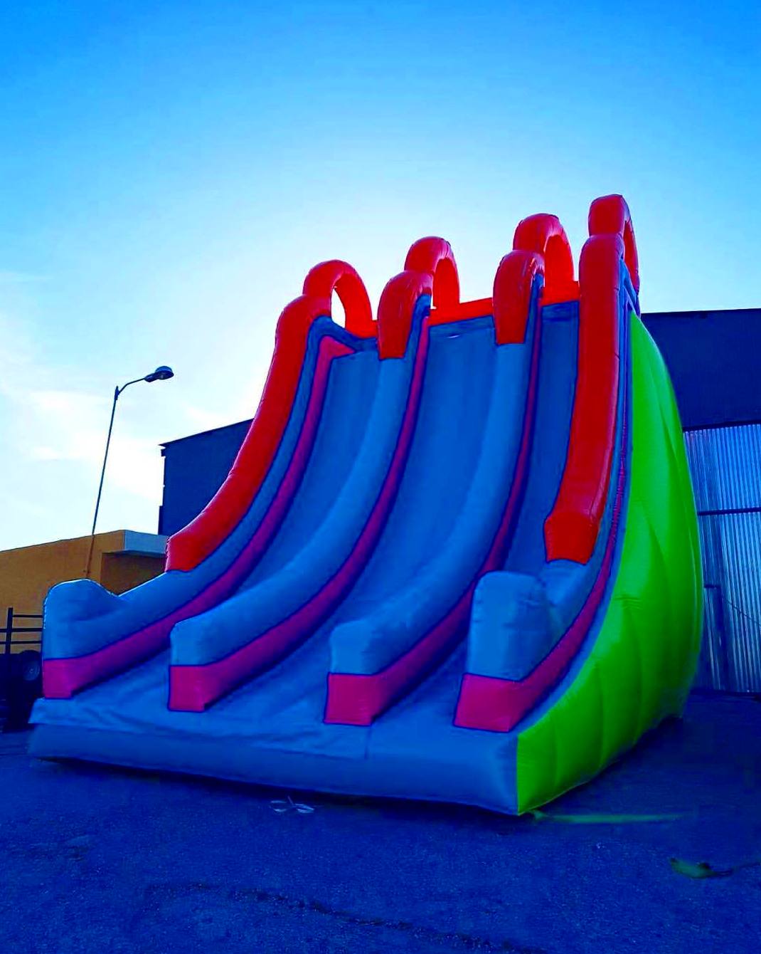 Castillo hinchable tobogán acuático Gigante : Catálogo de Hinchables Happy Jump Castillo hinchable tobogán acuático Gigante : Catálogo de Hinchables Happy Jump