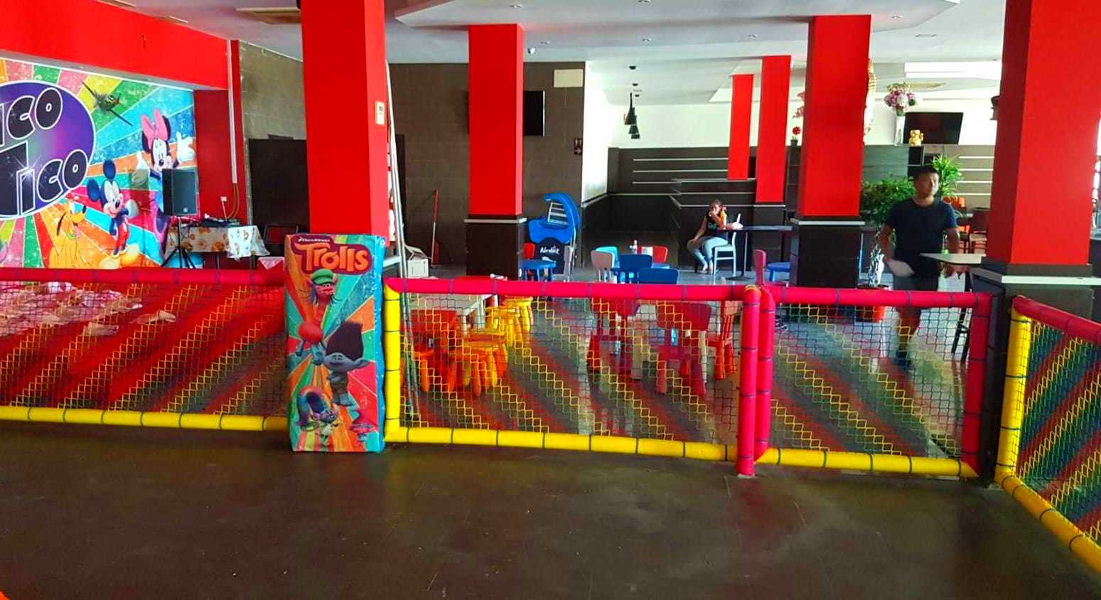 Protectores de columna : Catálogo de Hinchables Happy Jump Protectores de columna : Catálogo de Hinchables Happy Jump