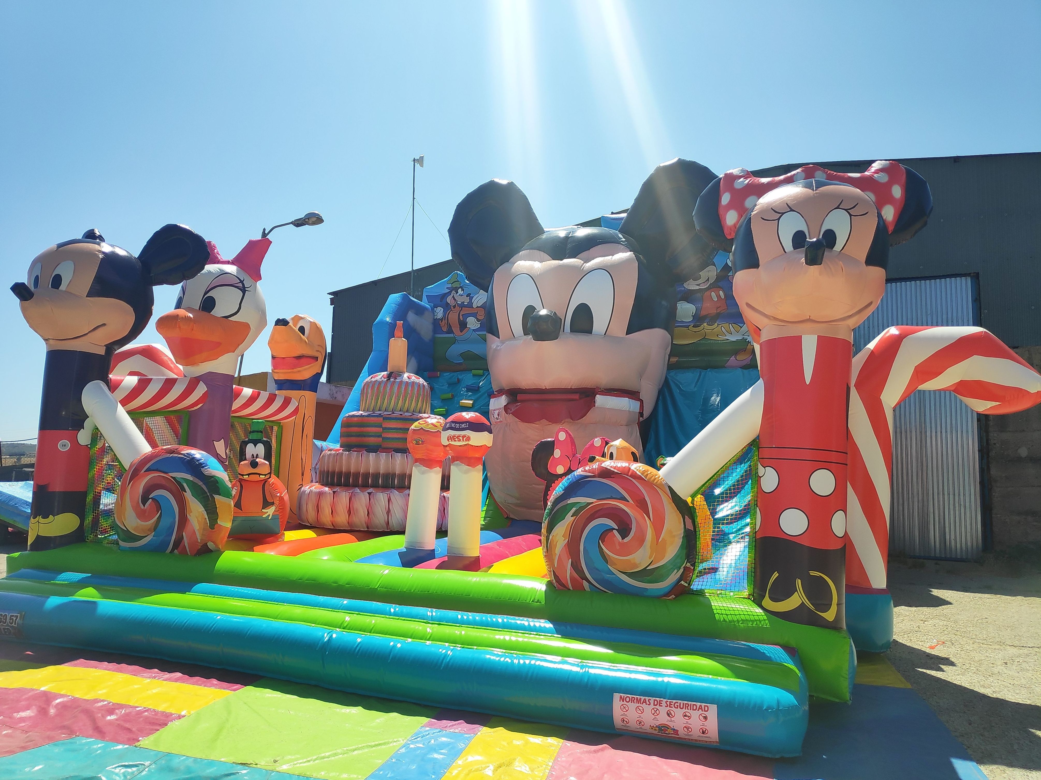 Happy-24: Catálogo de Hinchables Happy Jump Happy-24: Catálogo de Hinchables Happy Jump