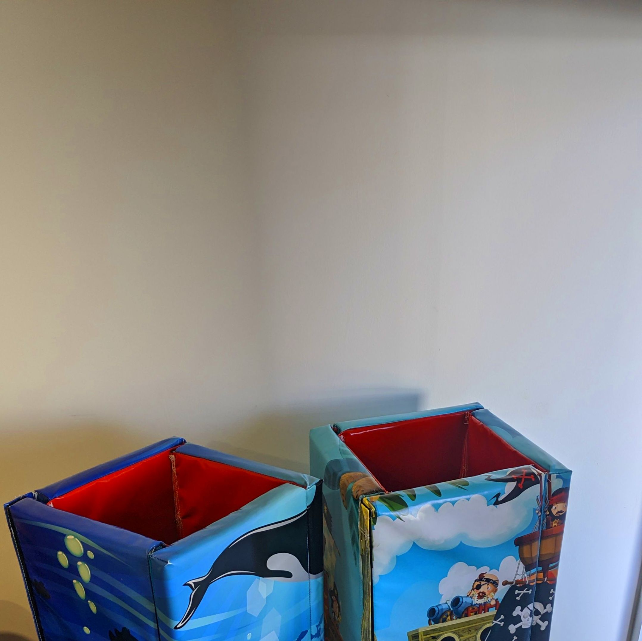 Protectores de columna : Catálogo de Hinchables Happy Jump Protectores de columna : Catálogo de Hinchables Happy Jump