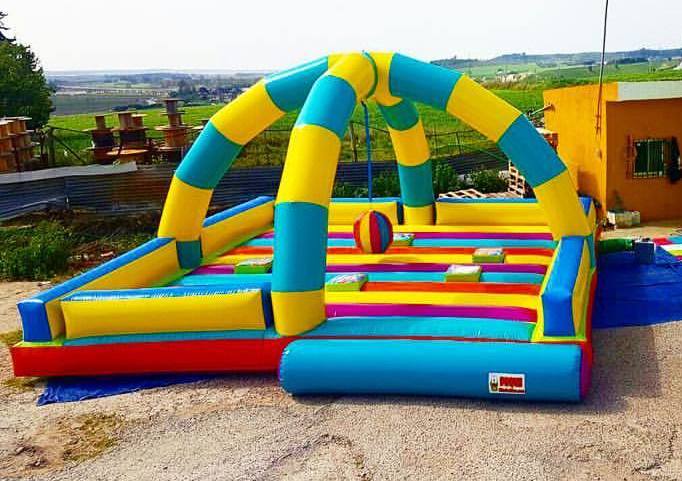 Castillo Hinchable Gladiadores: Catálogo de Hinchables Happy Jump Castillo Hinchable Gladiadores: Catálogo de Hinchables Happy Jump