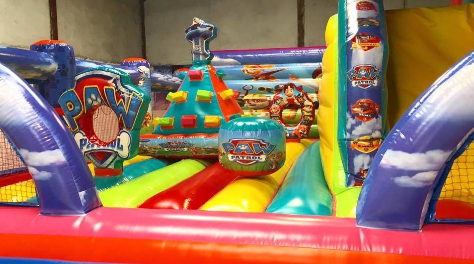 Plataforma tobogán patrulla canina: Catálogo de Hinchables Happy Jump Plataforma tobogán patrulla canina: Catálogo de Hinchables Happy Jump