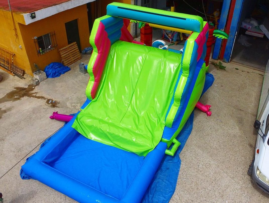 Tobogán acuático 3 en 1: Catálogo de Hinchables Happy Jump Tobogán acuático 3 en 1: Catálogo de Hinchables Happy Jump
