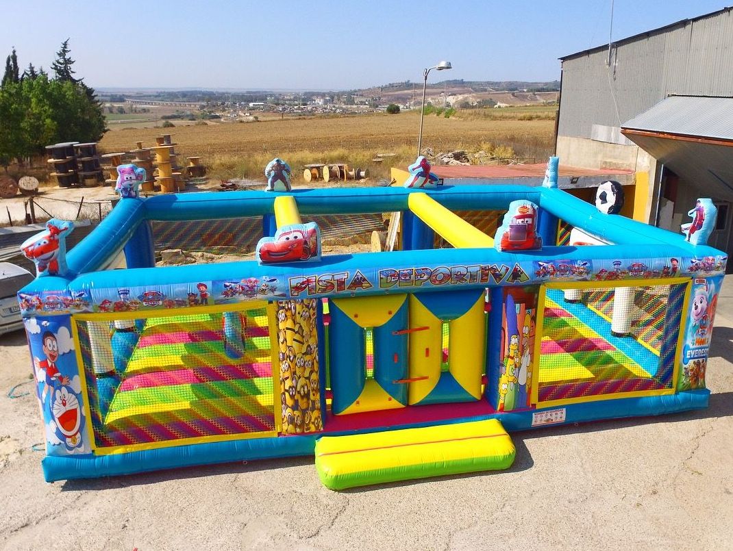 Pista deportiva multiobtsculos : Catálogo de Hinchables Happy Jump Pista deportiva multiobtsculos : Catálogo de Hinchables Happy Jump
