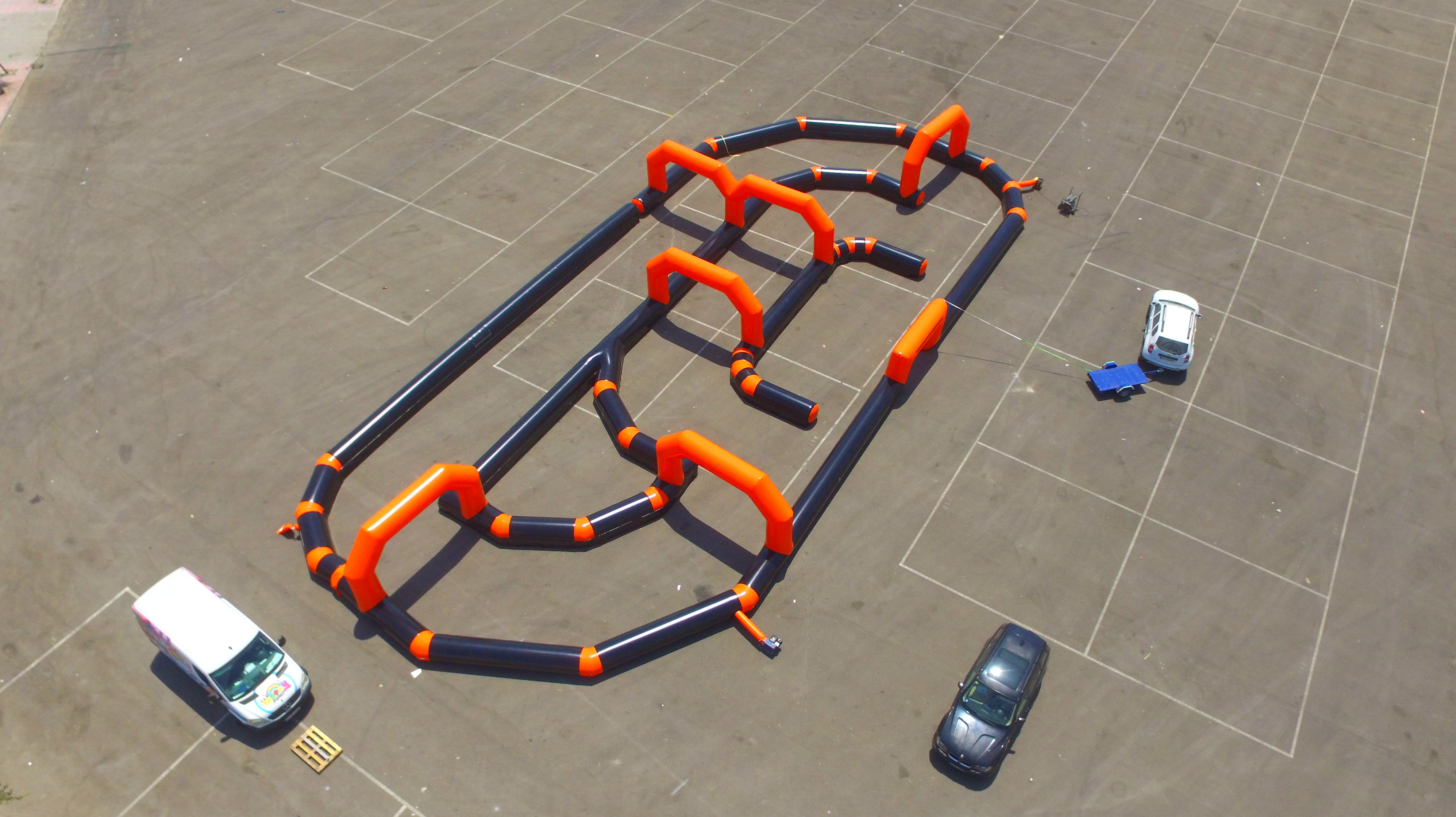Circuito 33.00x15.00: Catálogo de Hinchables Happy Jump Circuito 33.00x15.00: Catálogo de Hinchables Happy Jump