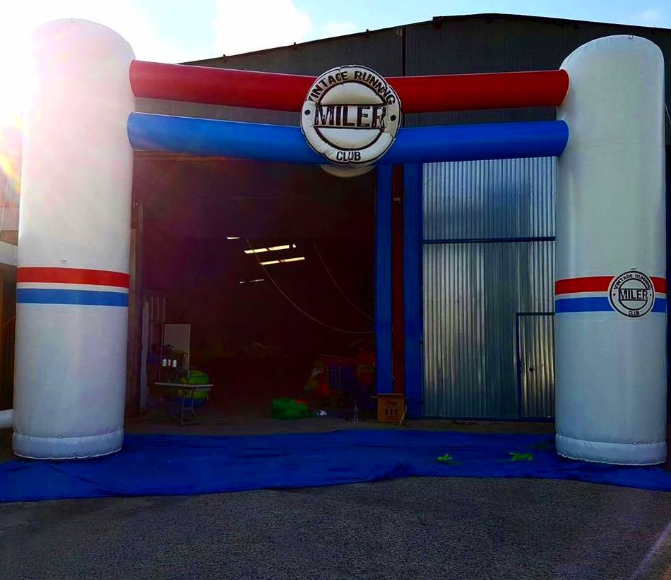 Arco de Meta Vintage: Catálogo de Hinchables Happy Jump Arco de Meta Vintage: Catálogo de Hinchables Happy Jump